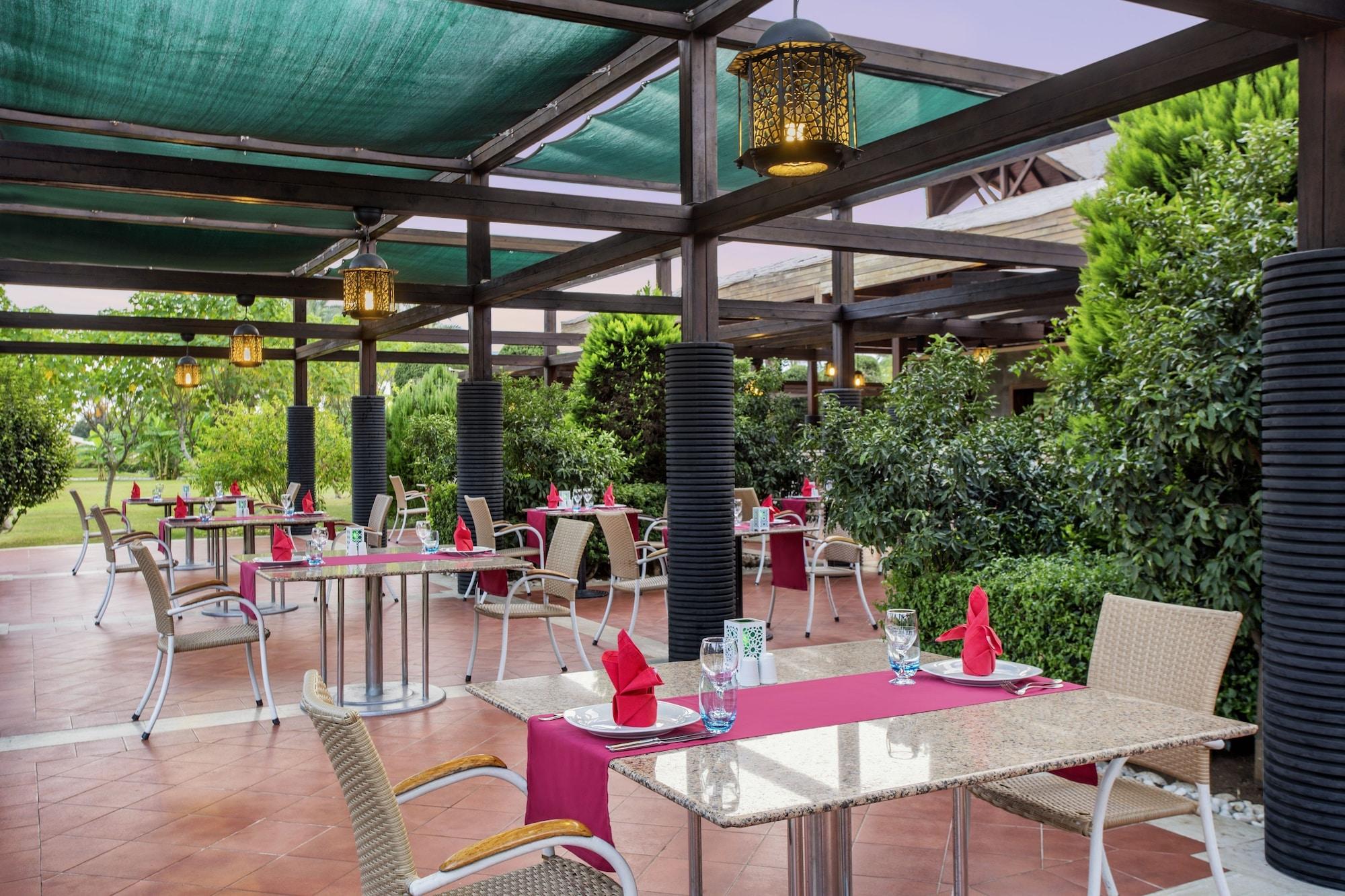 Restaurant IC Hotels Green Palace - All inclusive