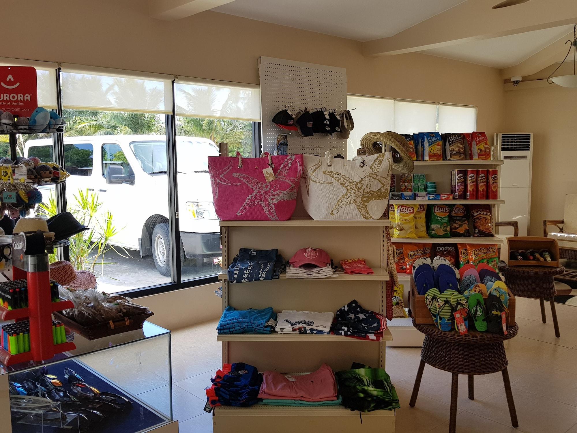 Vista Lobby Hotel Valentino