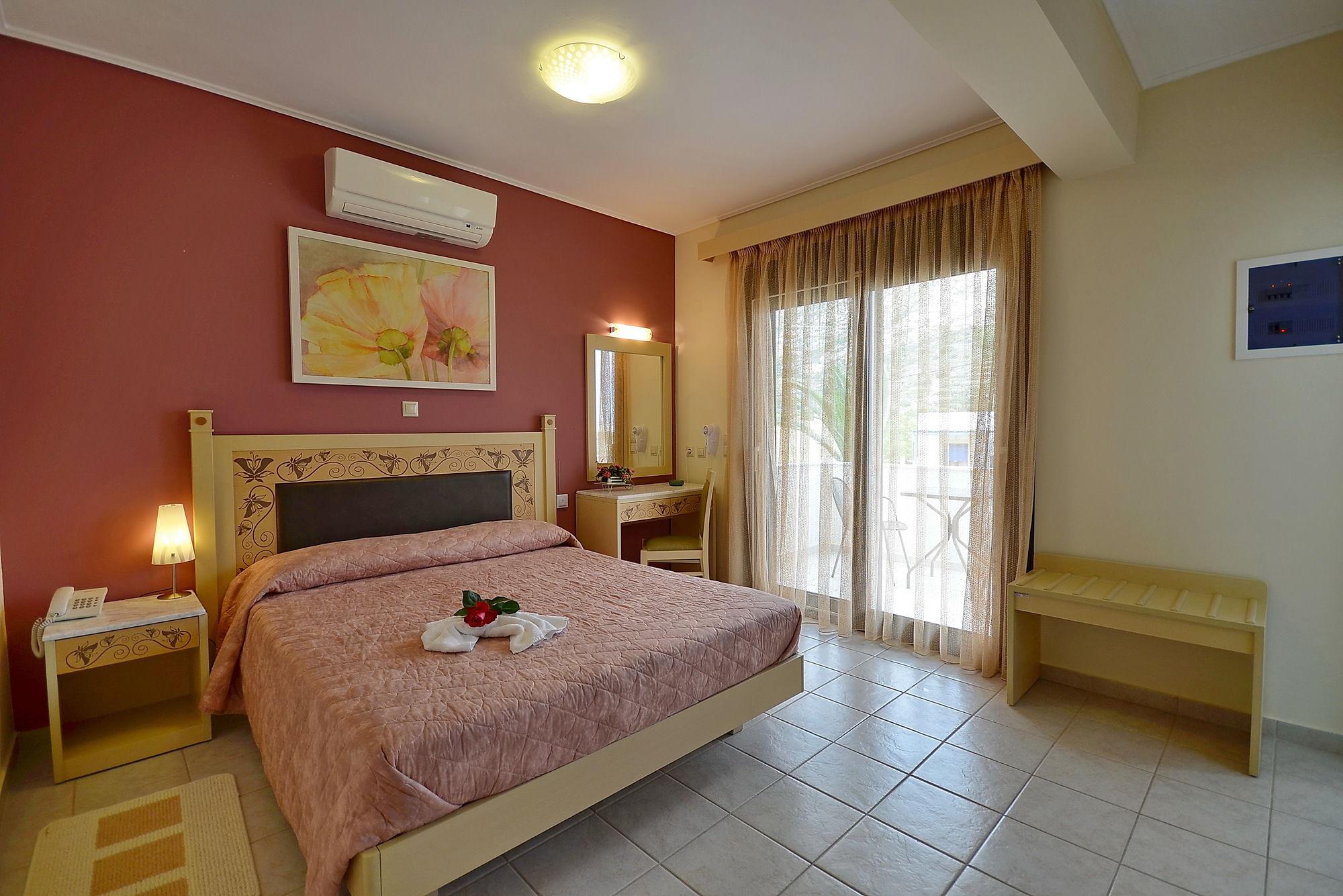 Habitación Emporios Bay Hotel