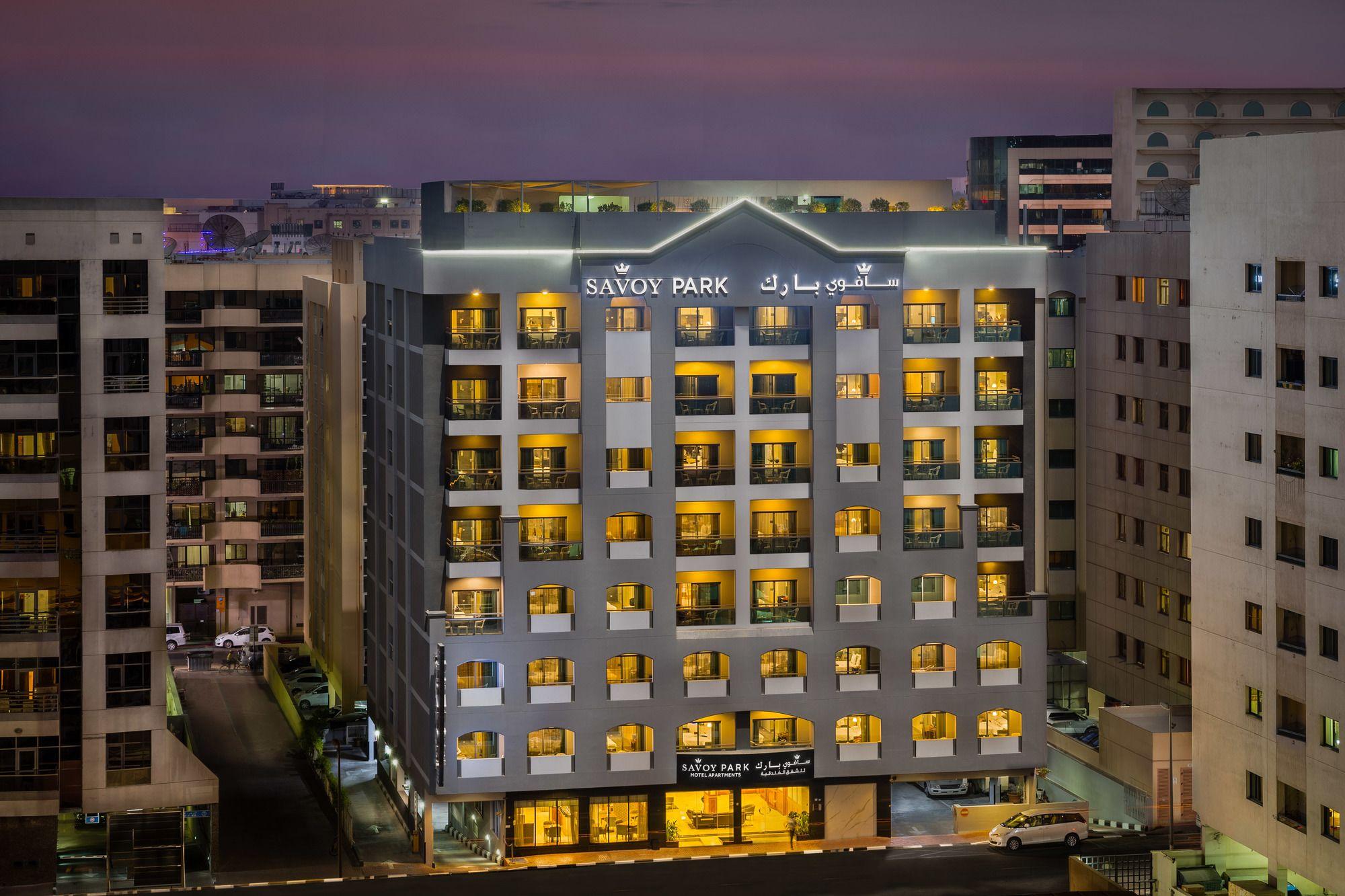 Vista da fachada Savoy Park Hotel Apartments