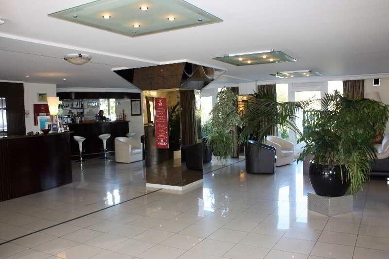Vista Lobby Adonis Excellior Suites Grand Geneve
