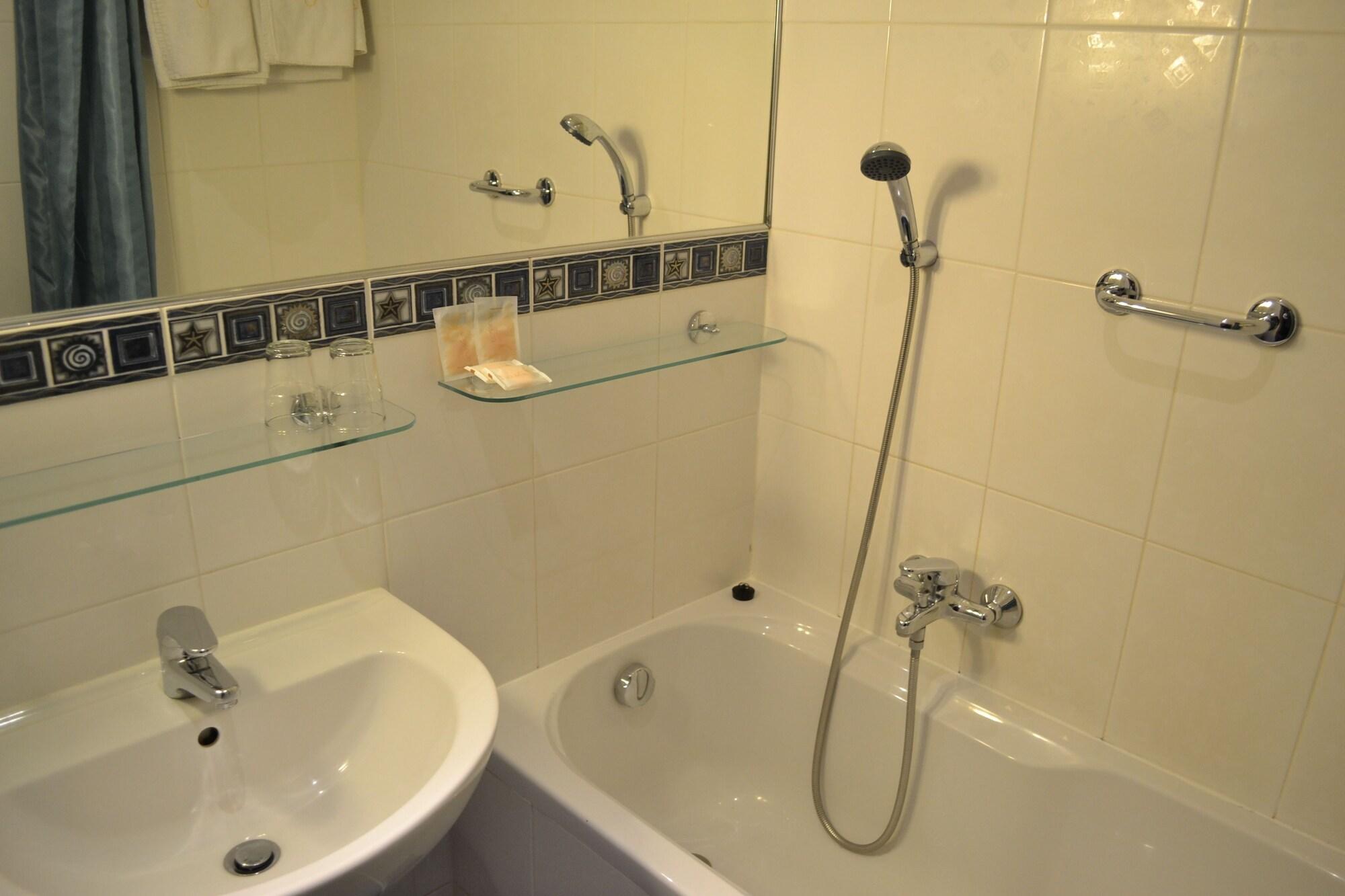 Equipamiento de Habitación Hotel Arbes