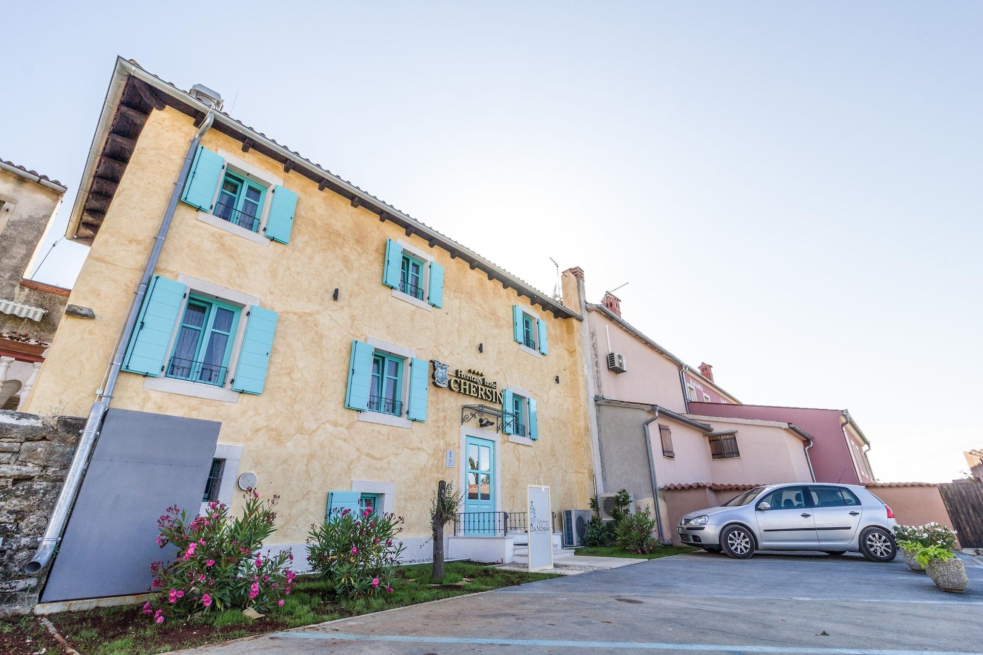 Vista Exterior Heritage hotel Chersin