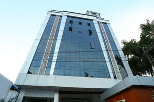 Alojamiento - OYO 9620 Hotel Emza Residency