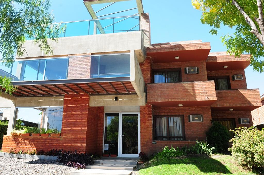 Hotel Costalago Suites