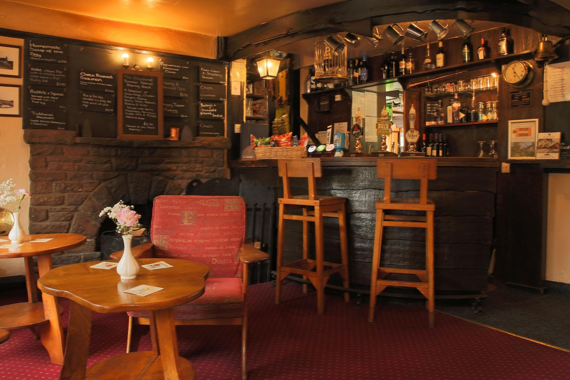 Bar/Salón The Greyhound Inn & Hotel