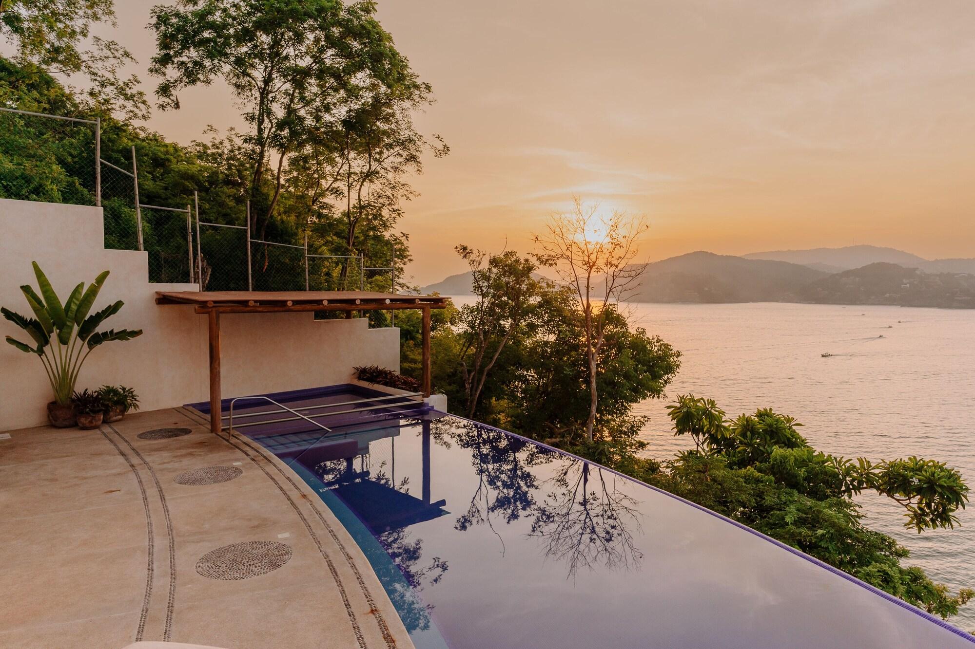 Playa Pacífica Grand Zihuatanejo