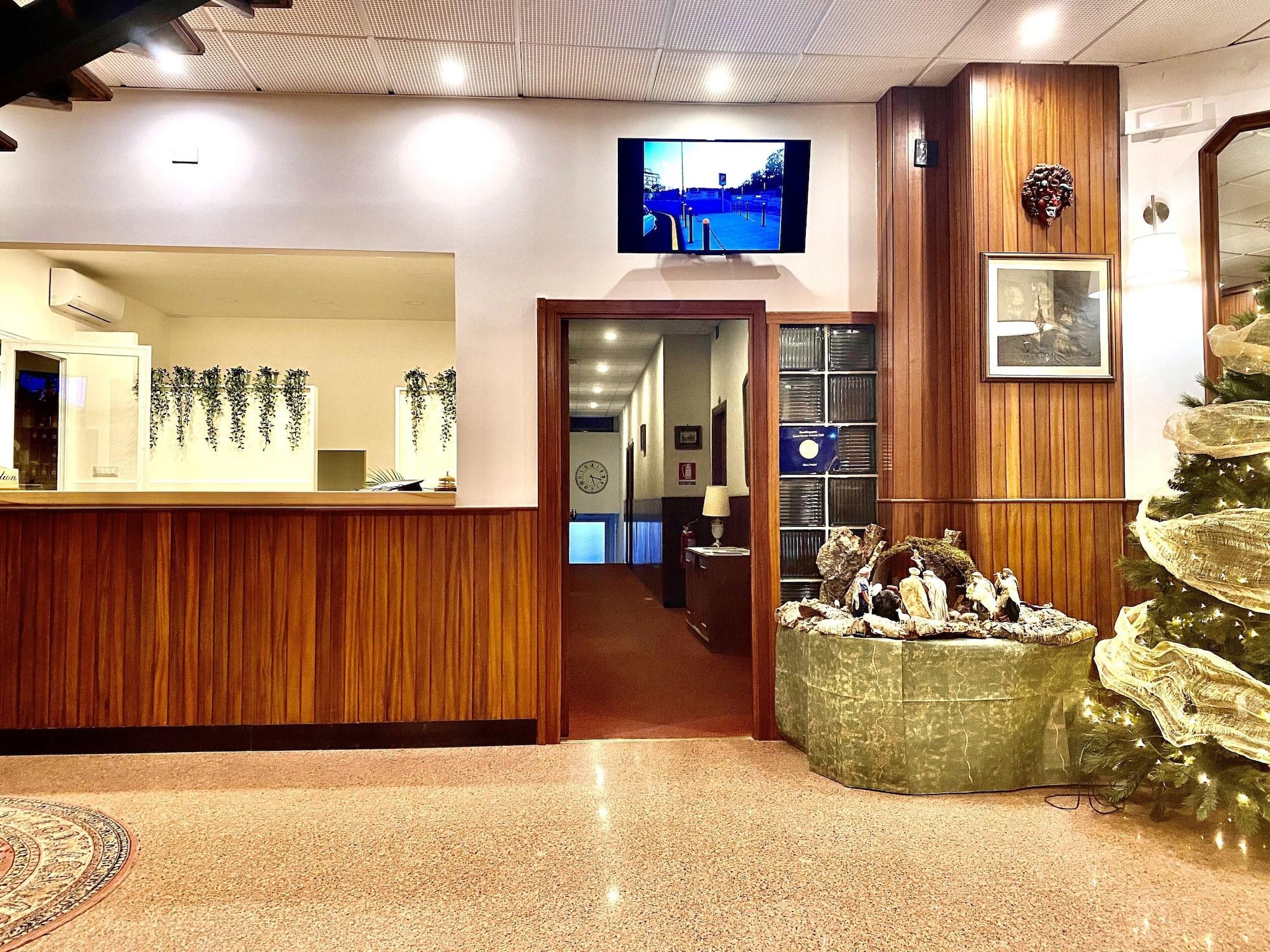 Vista Lobby Mini Hotel