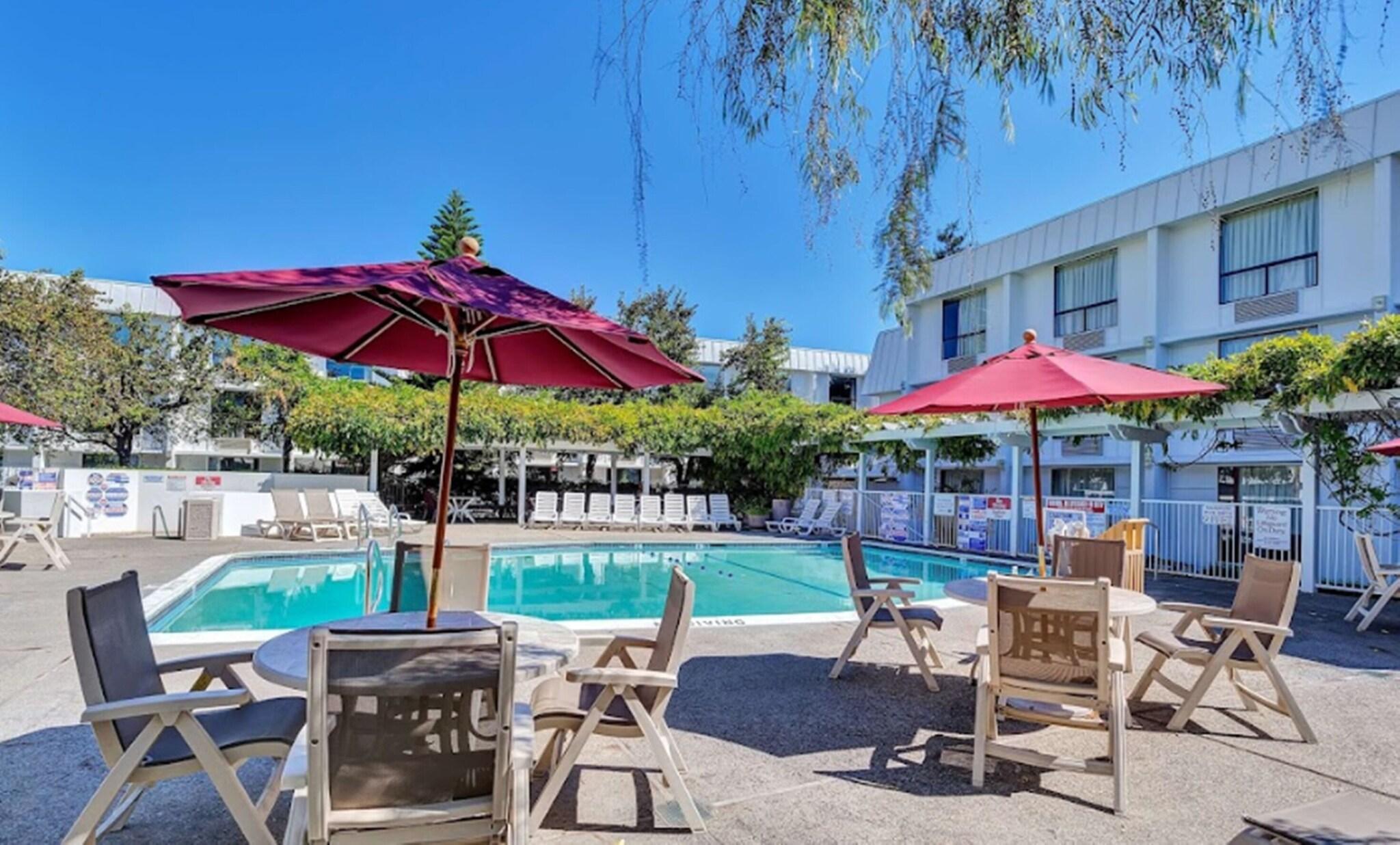 Vista Piscina Motel 6 Belmont, CA - San Francisco - Redwood City