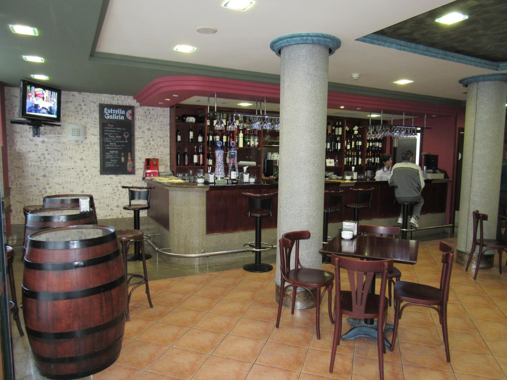 Bar/Salón Virgen del Camino