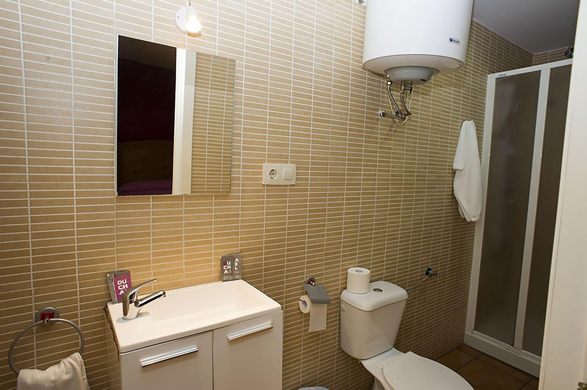 Equipamiento de Habitación Hostal Velarde