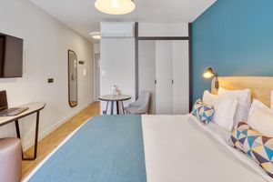 Paquete - Appart'City Confort Paris Clichy Mairie