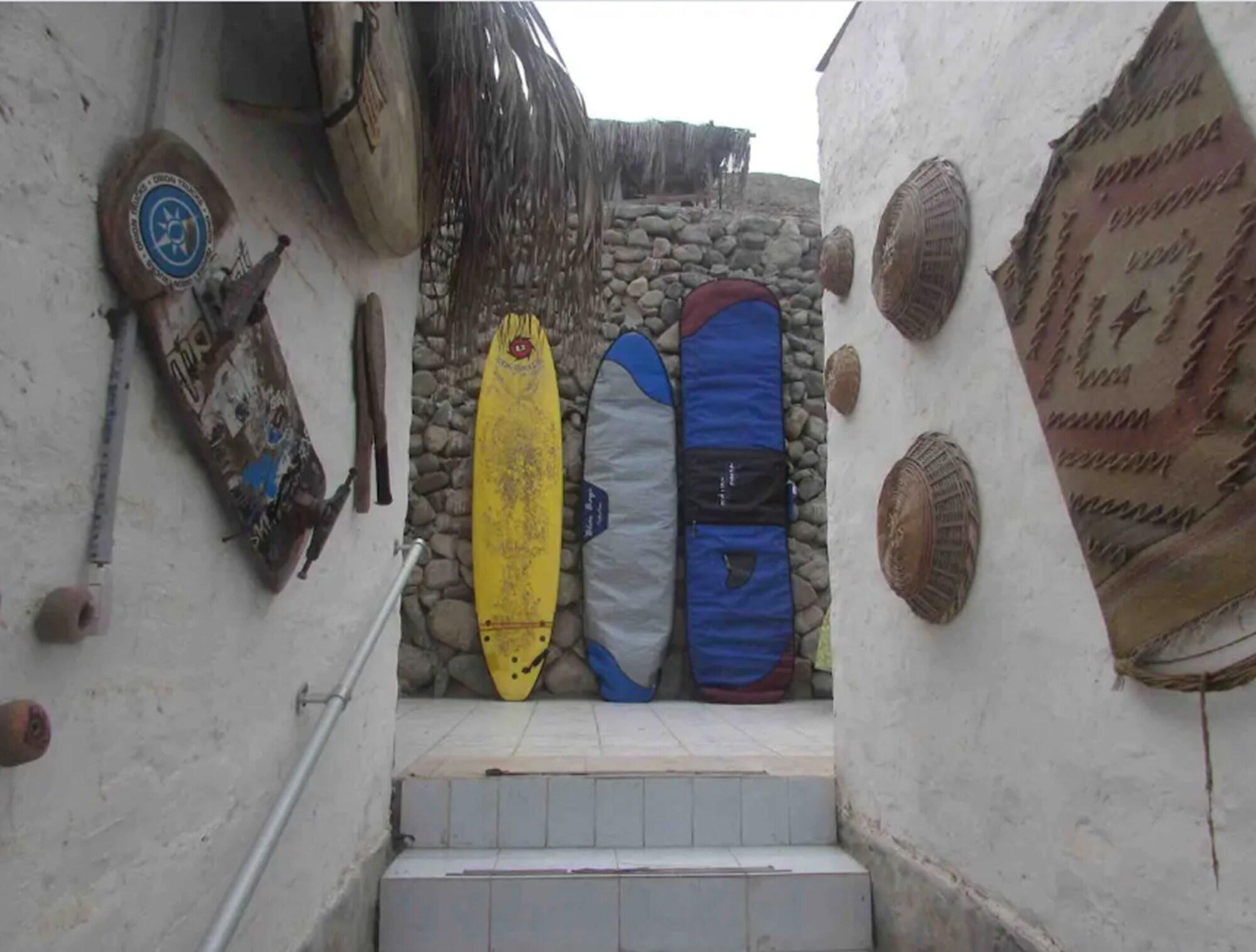 Comodidades del Alojamiento Huanchaco Surf Camp