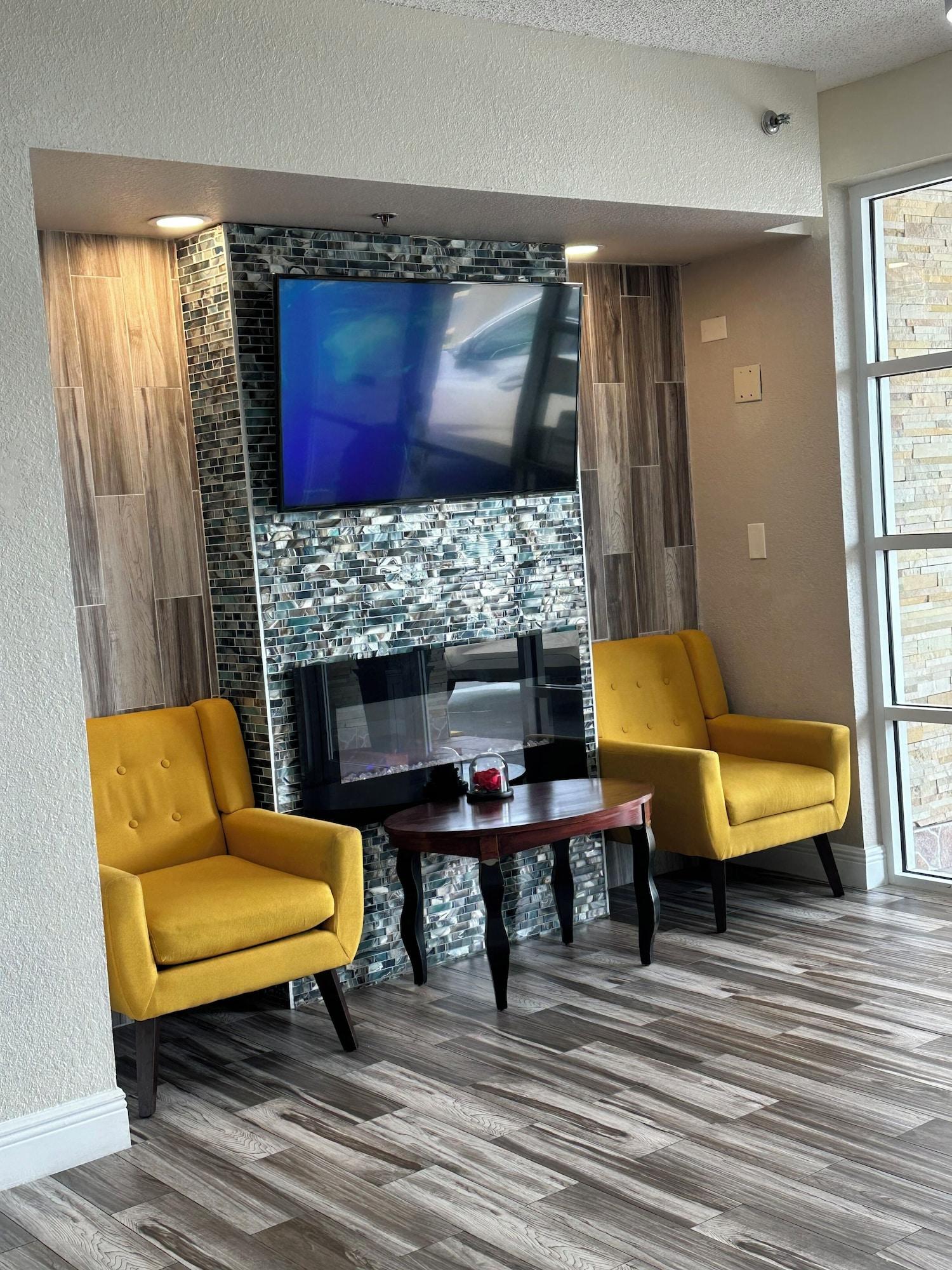 Vista Lobby Belmont Inn & Suites