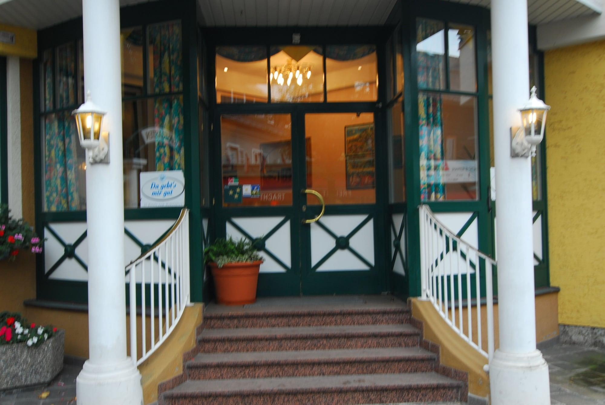 Vista Exterior Hotel Lammertalerhof