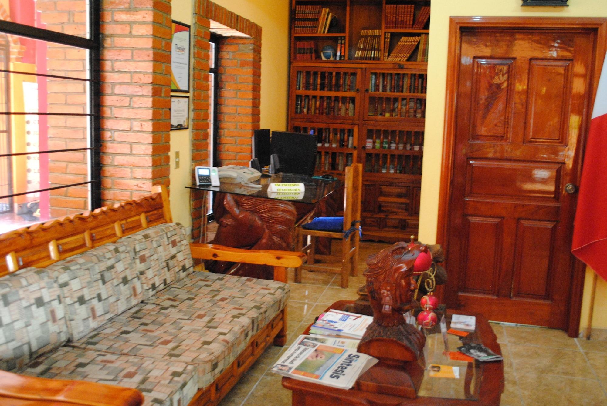 Vista Lobby Hotel Posada La Casona de Cortes