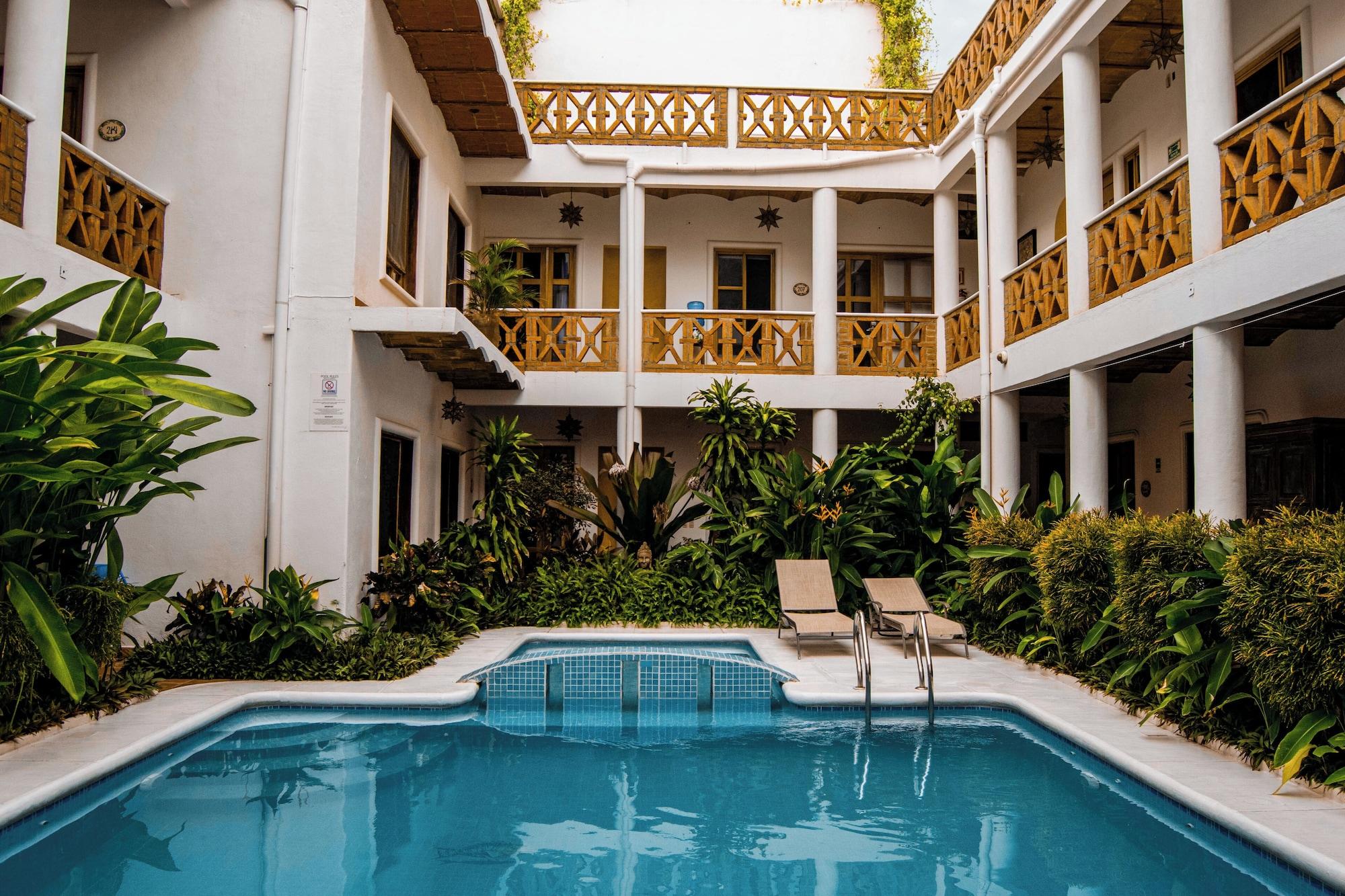 Vista Piscina Hotelito Los Sueños