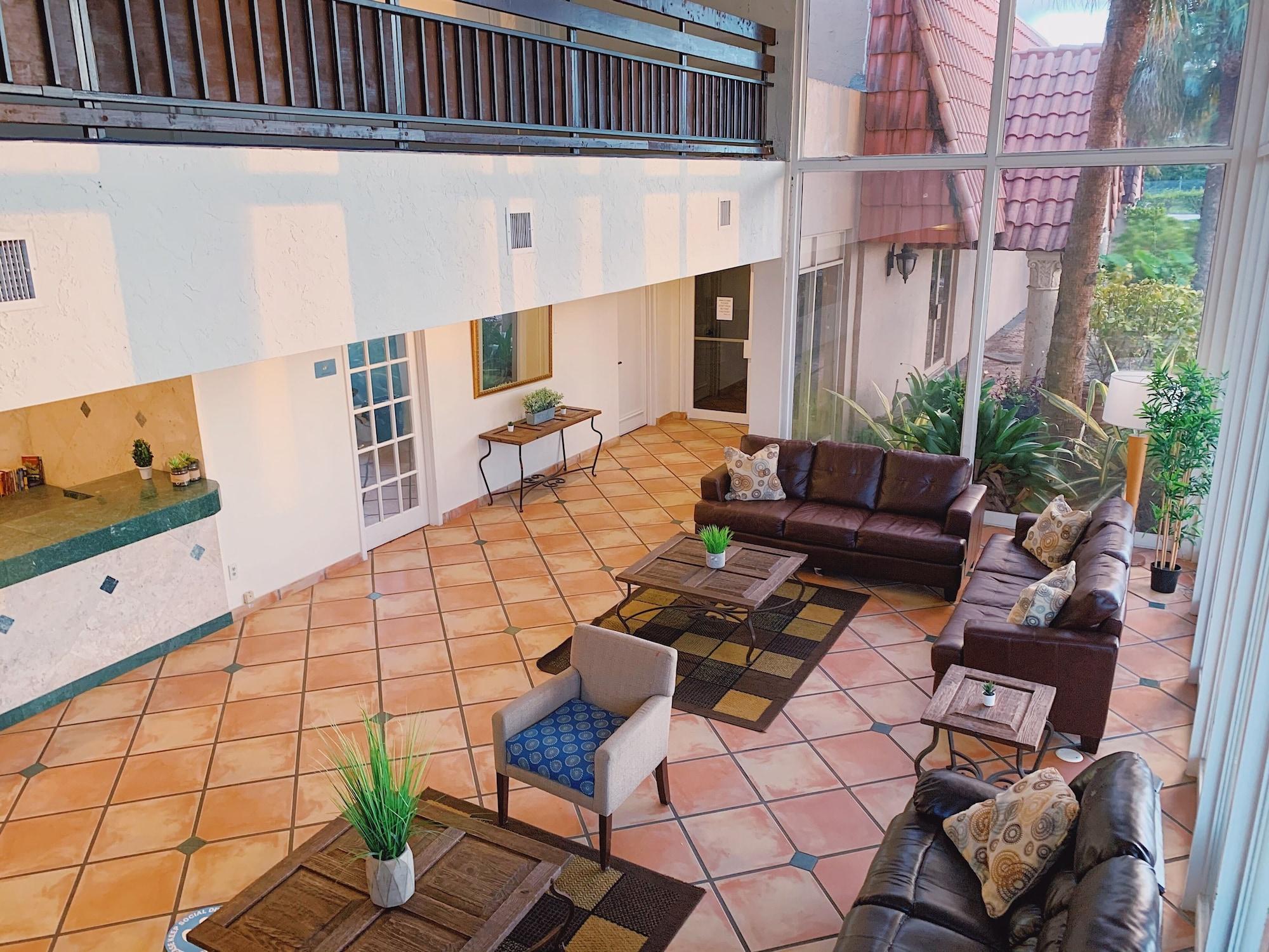 Vista Lobby Miami Gardens Inn & Suites