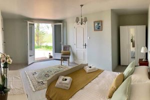 Alquiler Vacacional - Spacious gite with pool, clubhouse and extensive gardens.