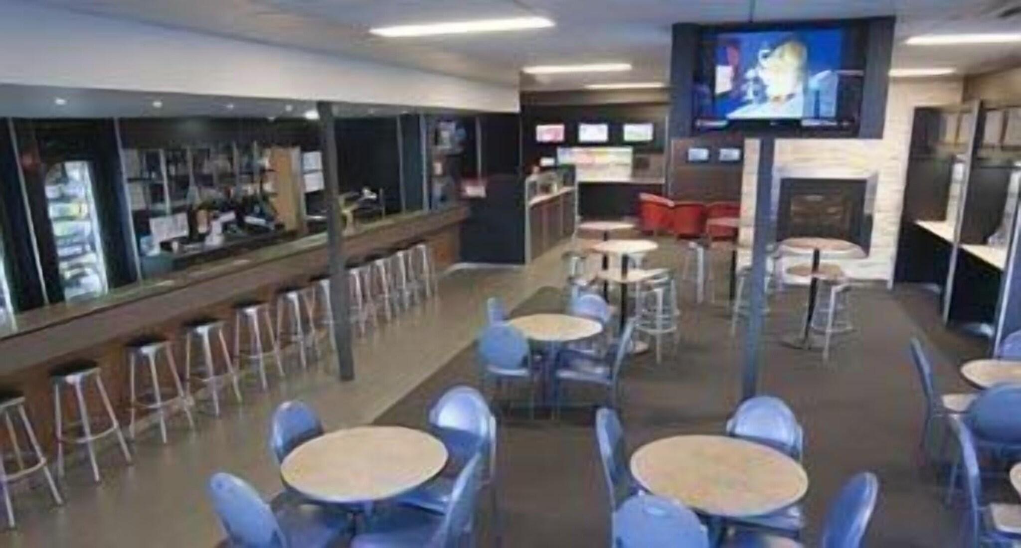 Bar/Salón Brighton Hotel Motel