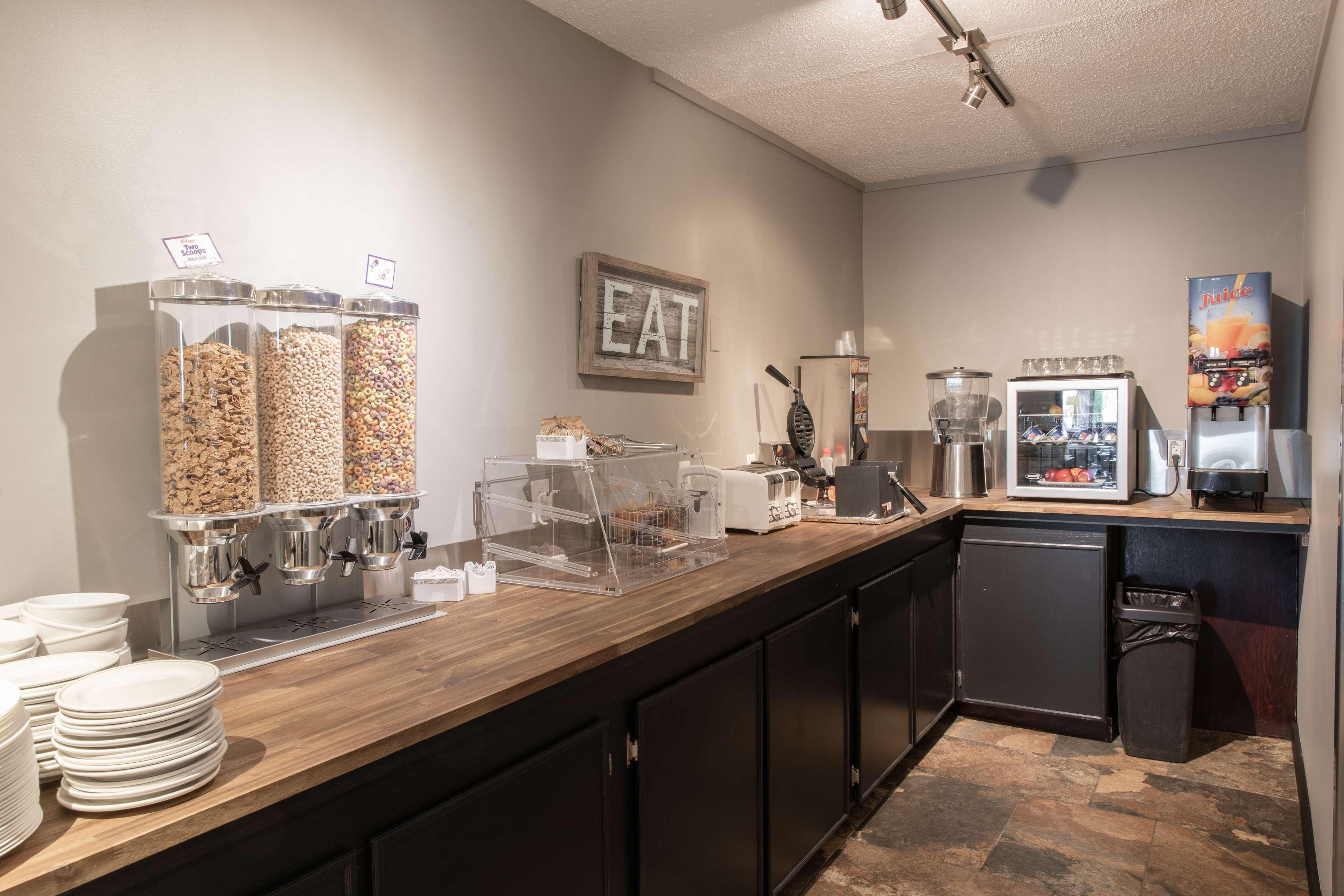 Restaurant SureStay Hotel by Best Western Castlegar