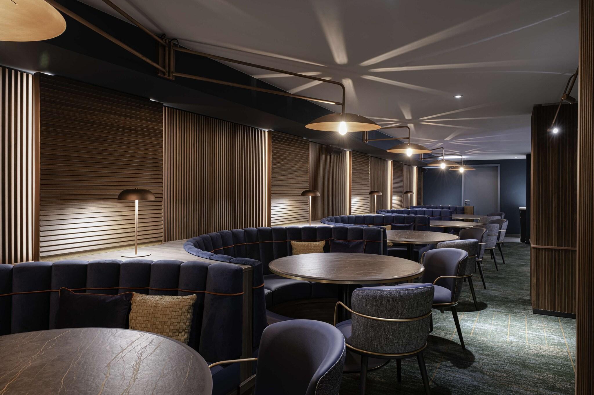 Bar/Salón Hilton Cologne