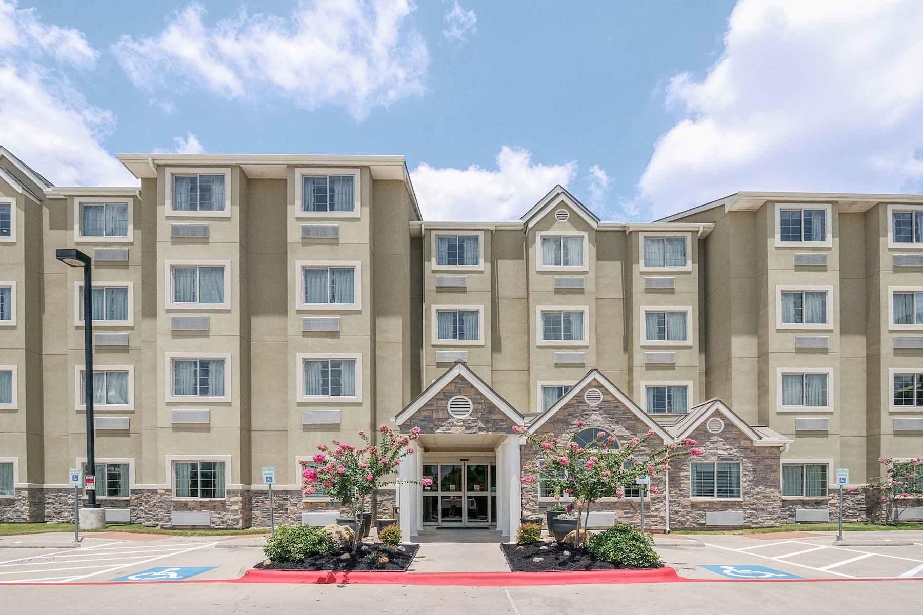 Vista Exterior Microtel Inn & Suites by Wyndham Austin Airport