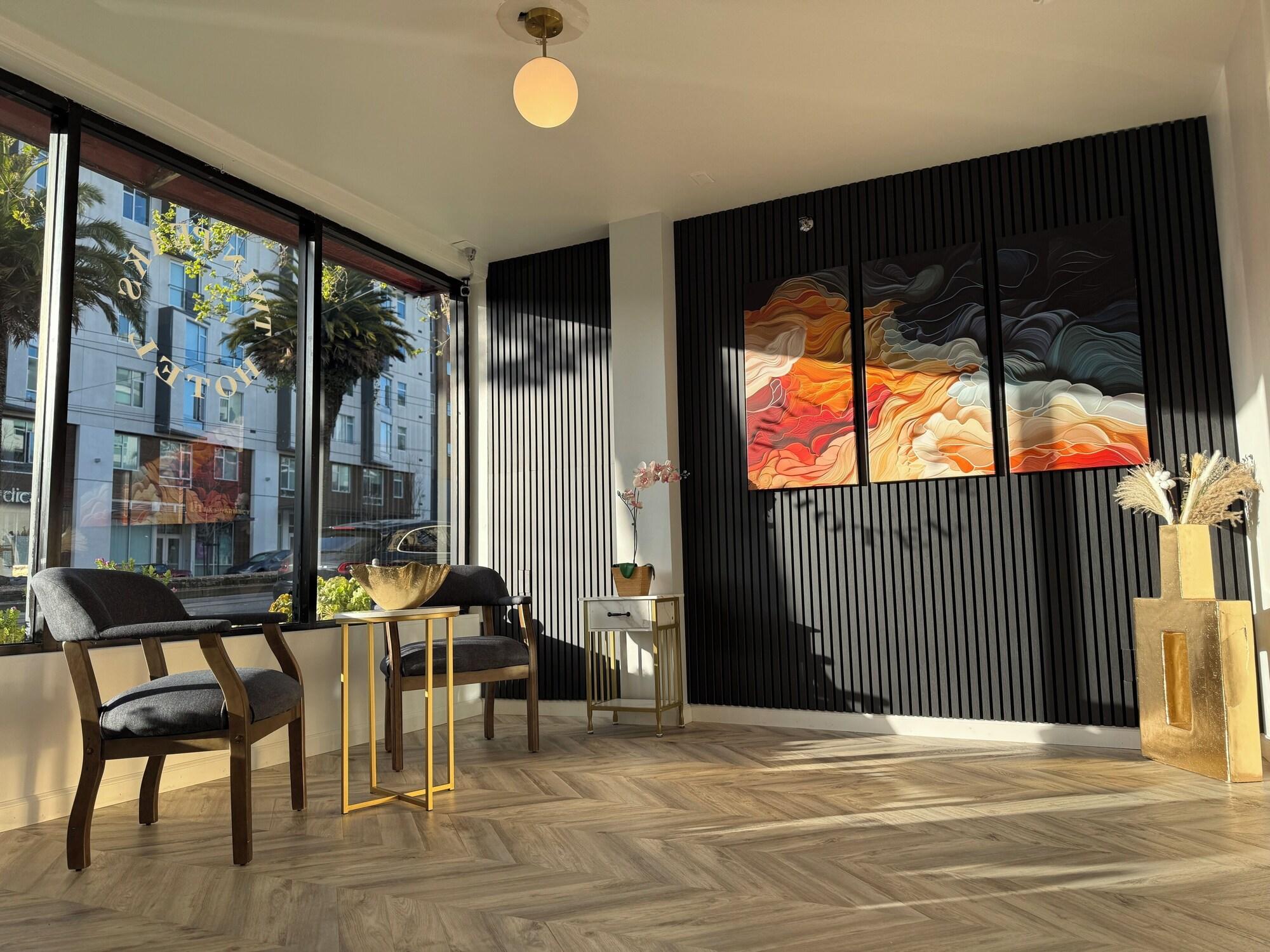 Varios Twin Peaks Hotel