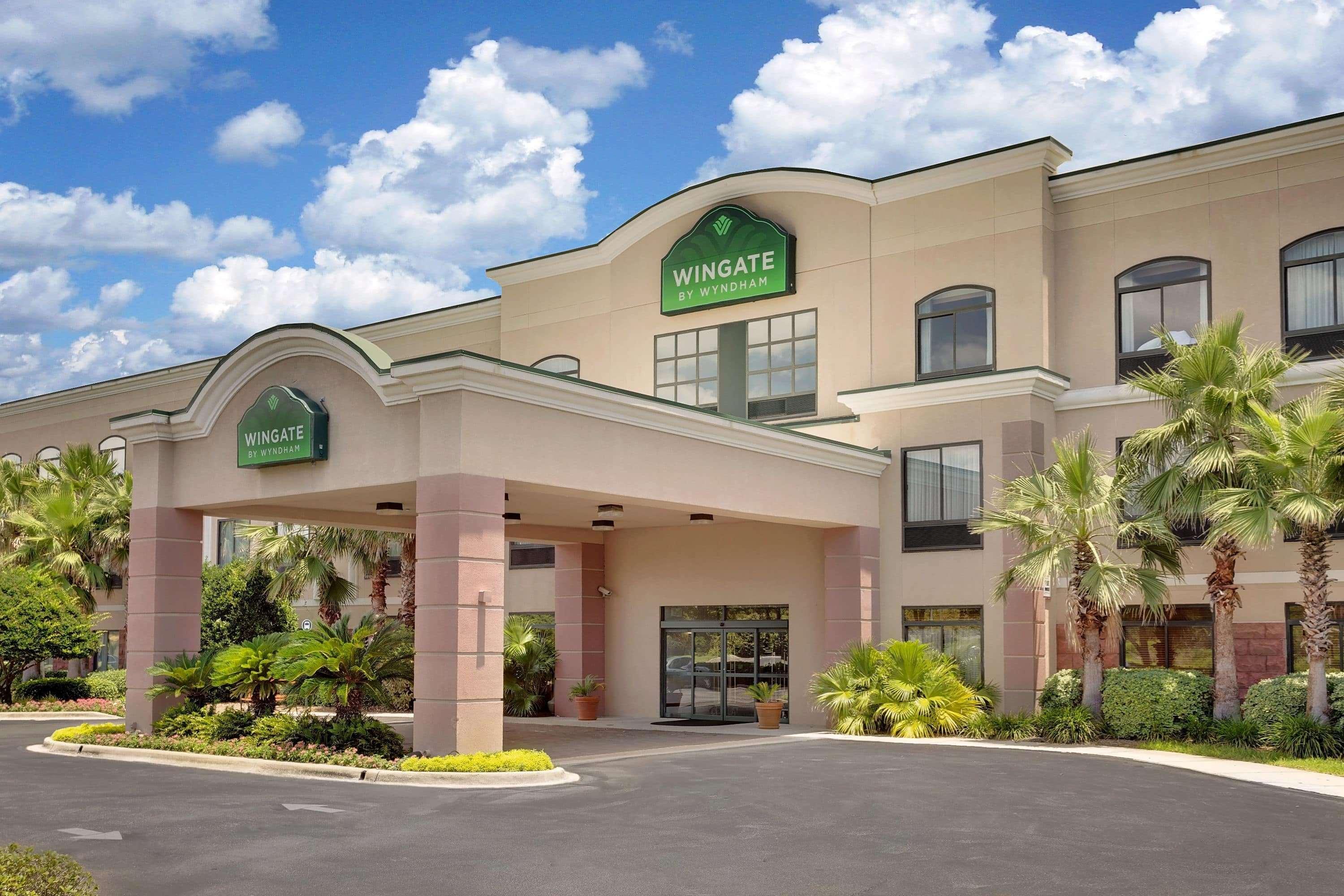 Vista Exterior Wingate by Wyndham - Destin FL