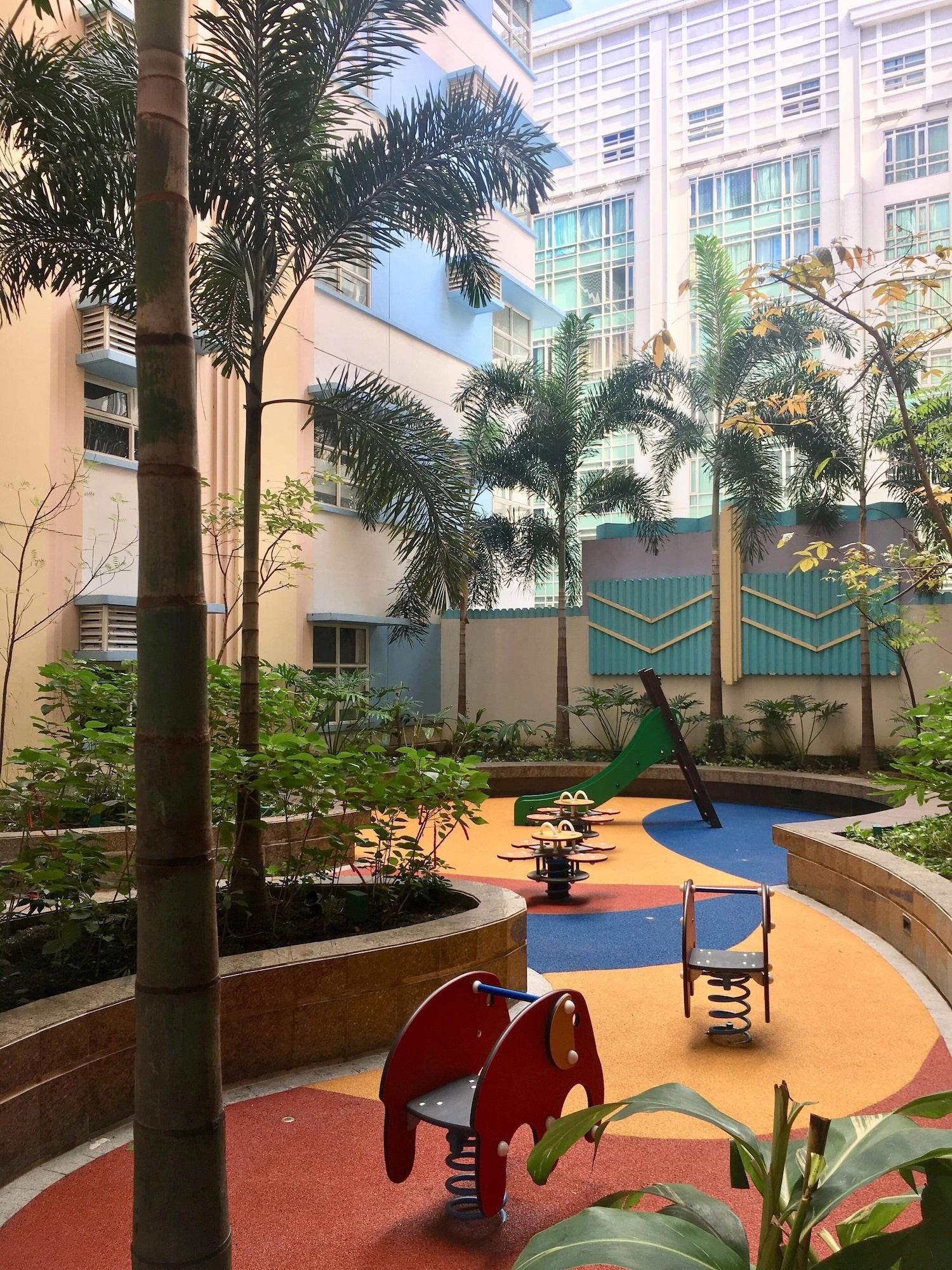 Instalaciones Recreativas Condo 101 Newport Boulevard