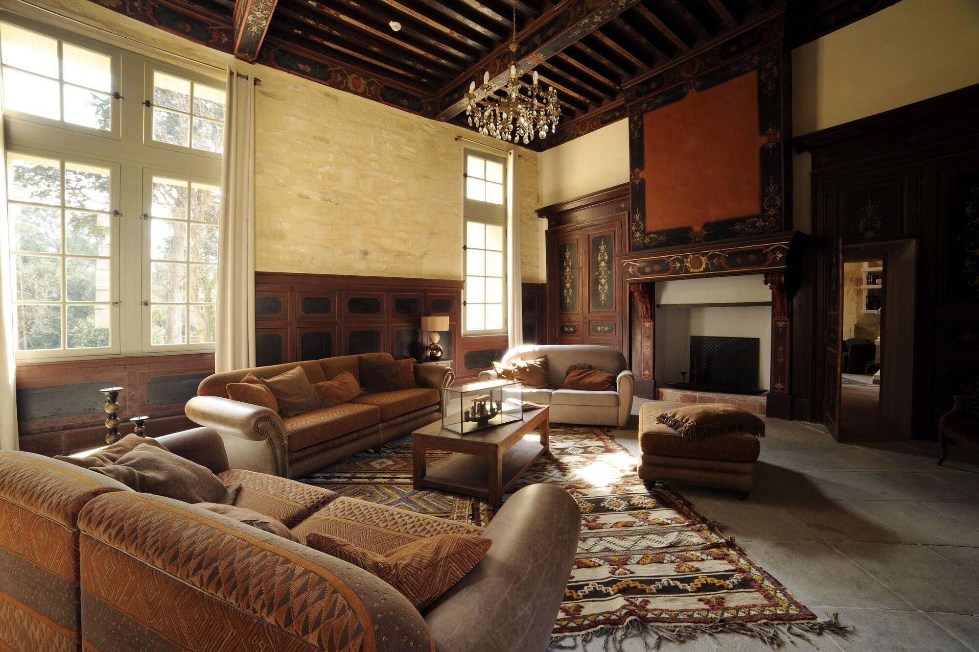 Sala de Reuniones Château de Pondres