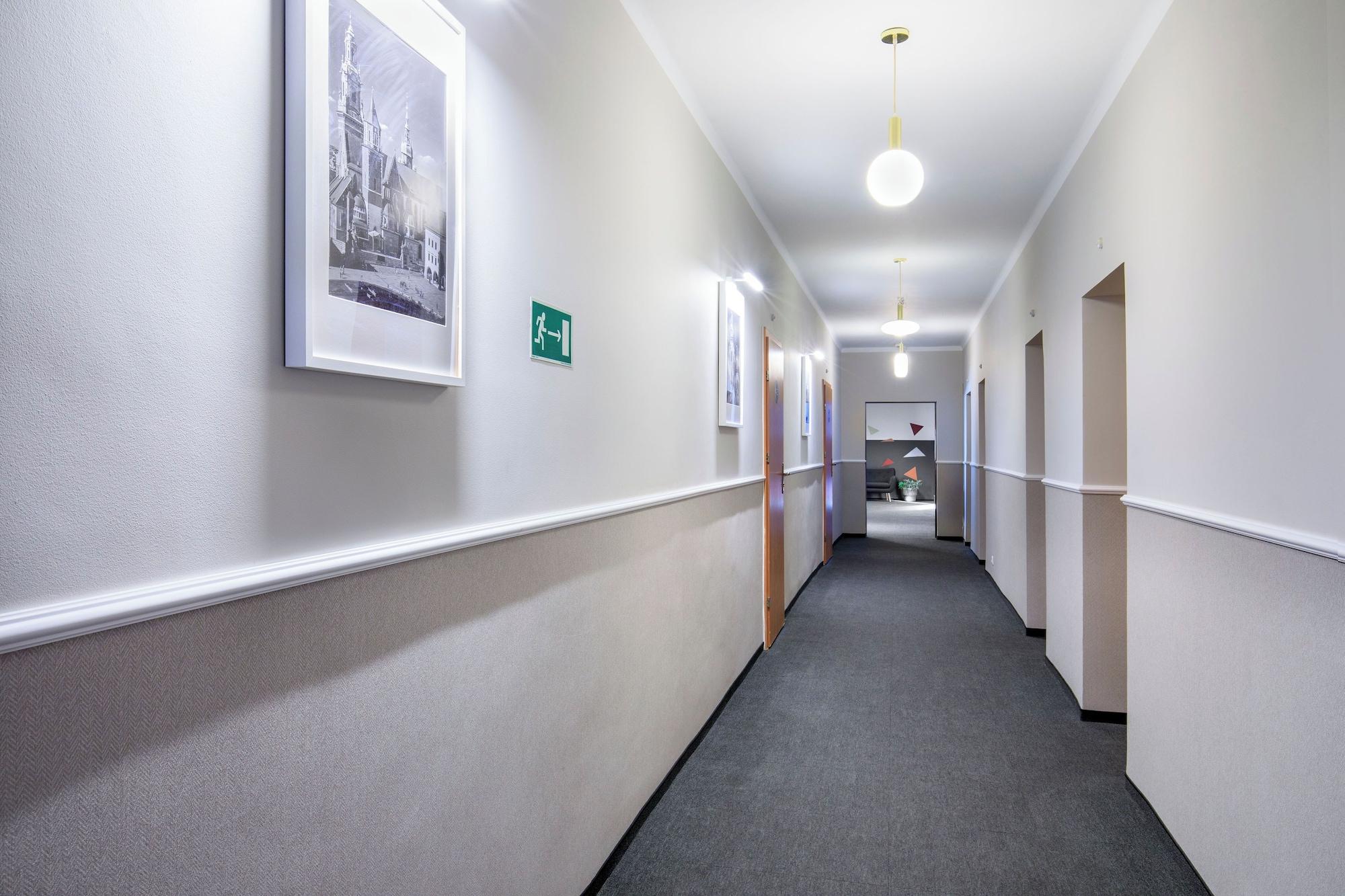 Varios Freedom Hostel