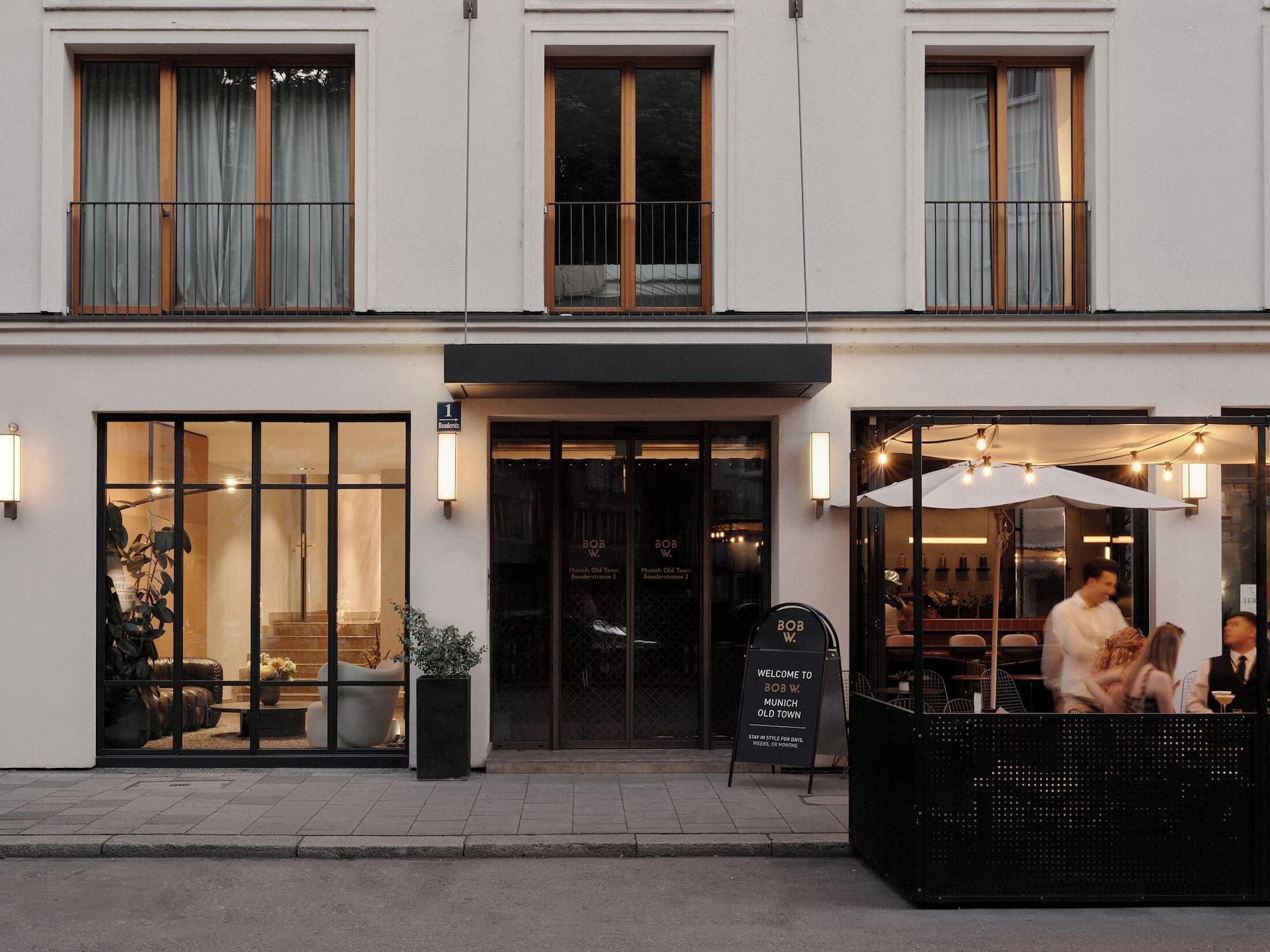 Vista Exterior Bob W Munich Old Town