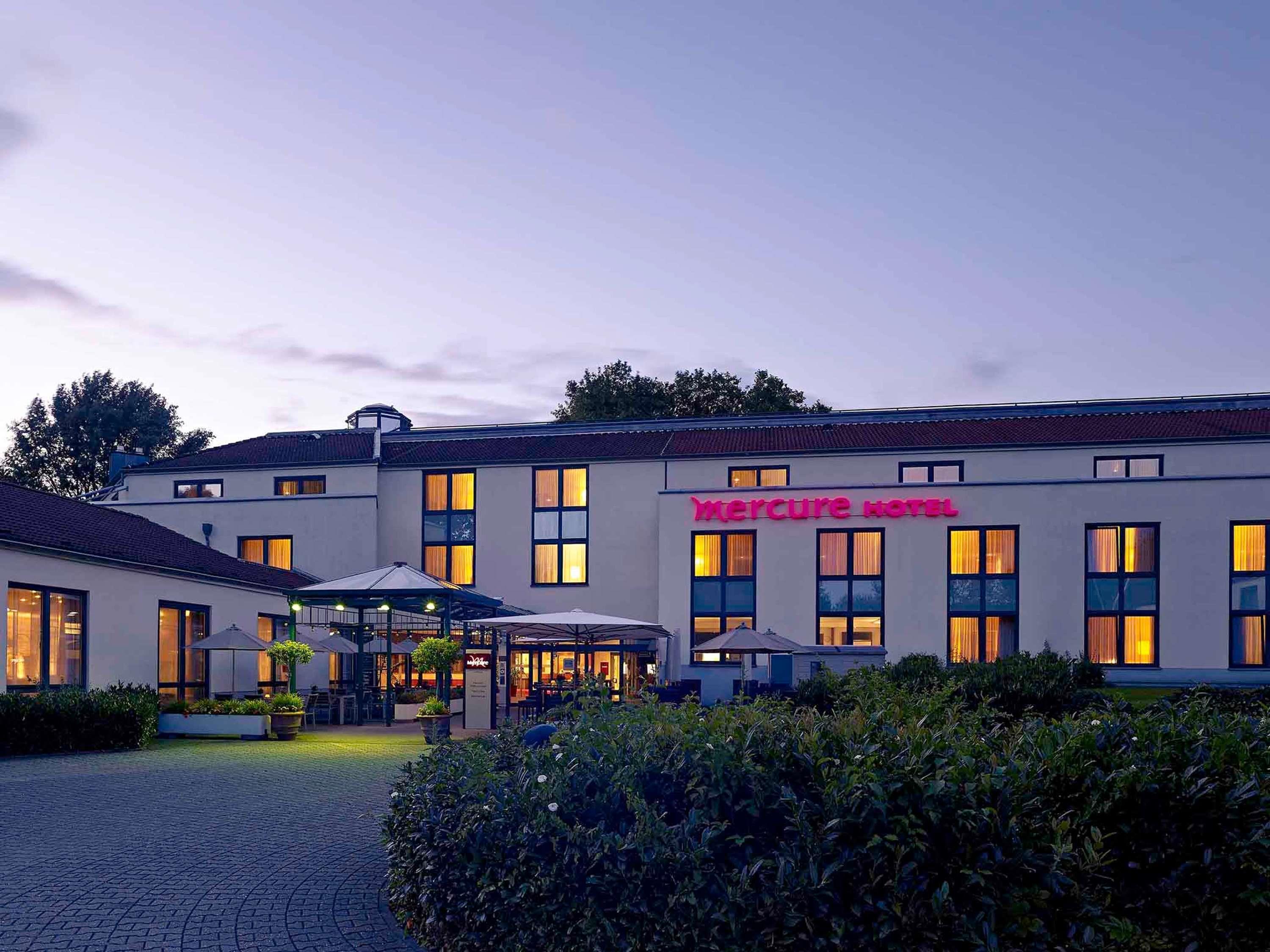 Vista Exterior Mercure Tagungs- & Landhotel Krefeld