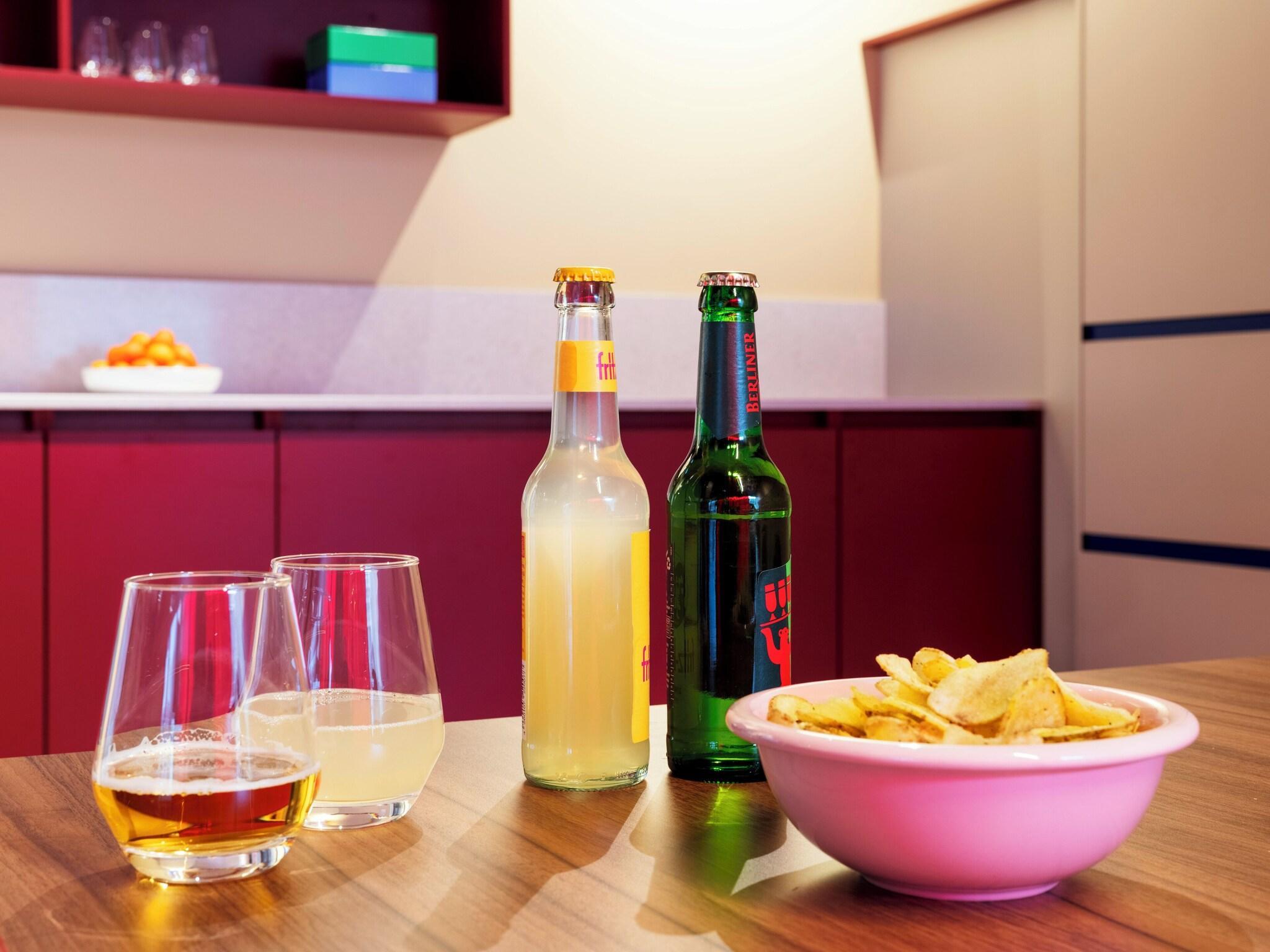 Vista Lobby Numa Berlin Weinmeister