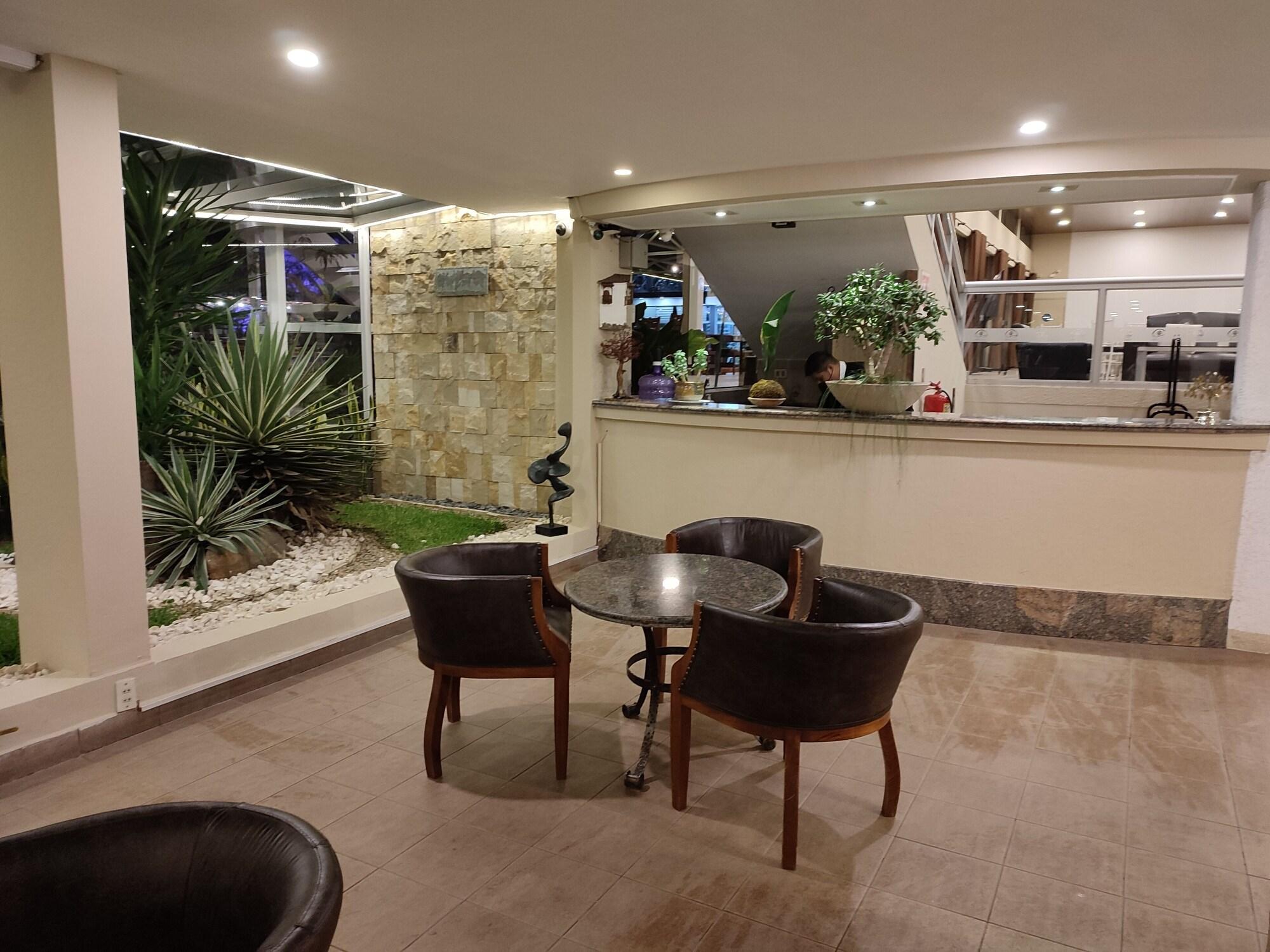 Vista Lobby HOTEL LOS CEIBOS