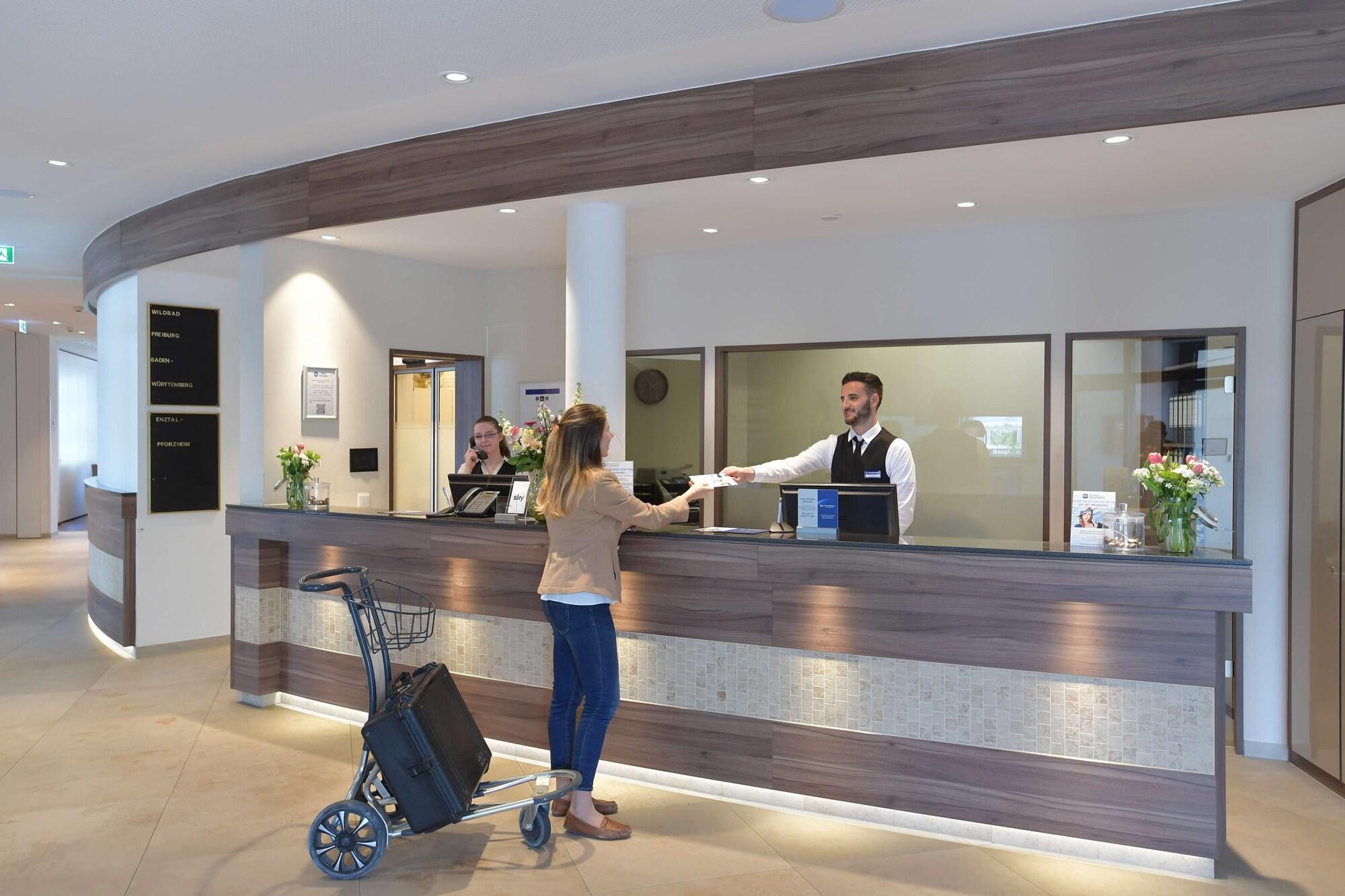 Vista Lobby Best Western Queens Hotel Pforzheim-Niefern