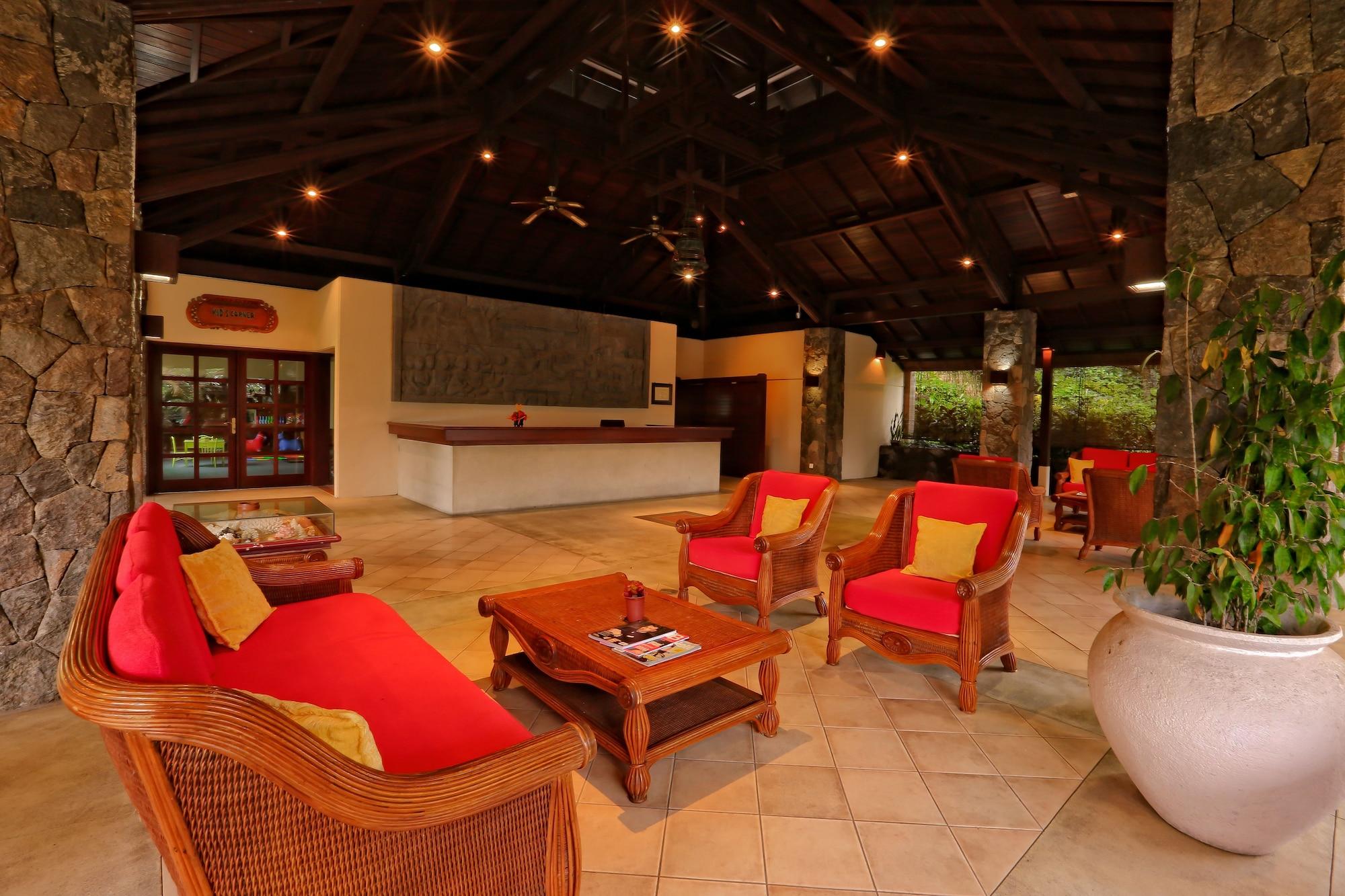 Vista Lobby Finna Golf & Country Club Resort