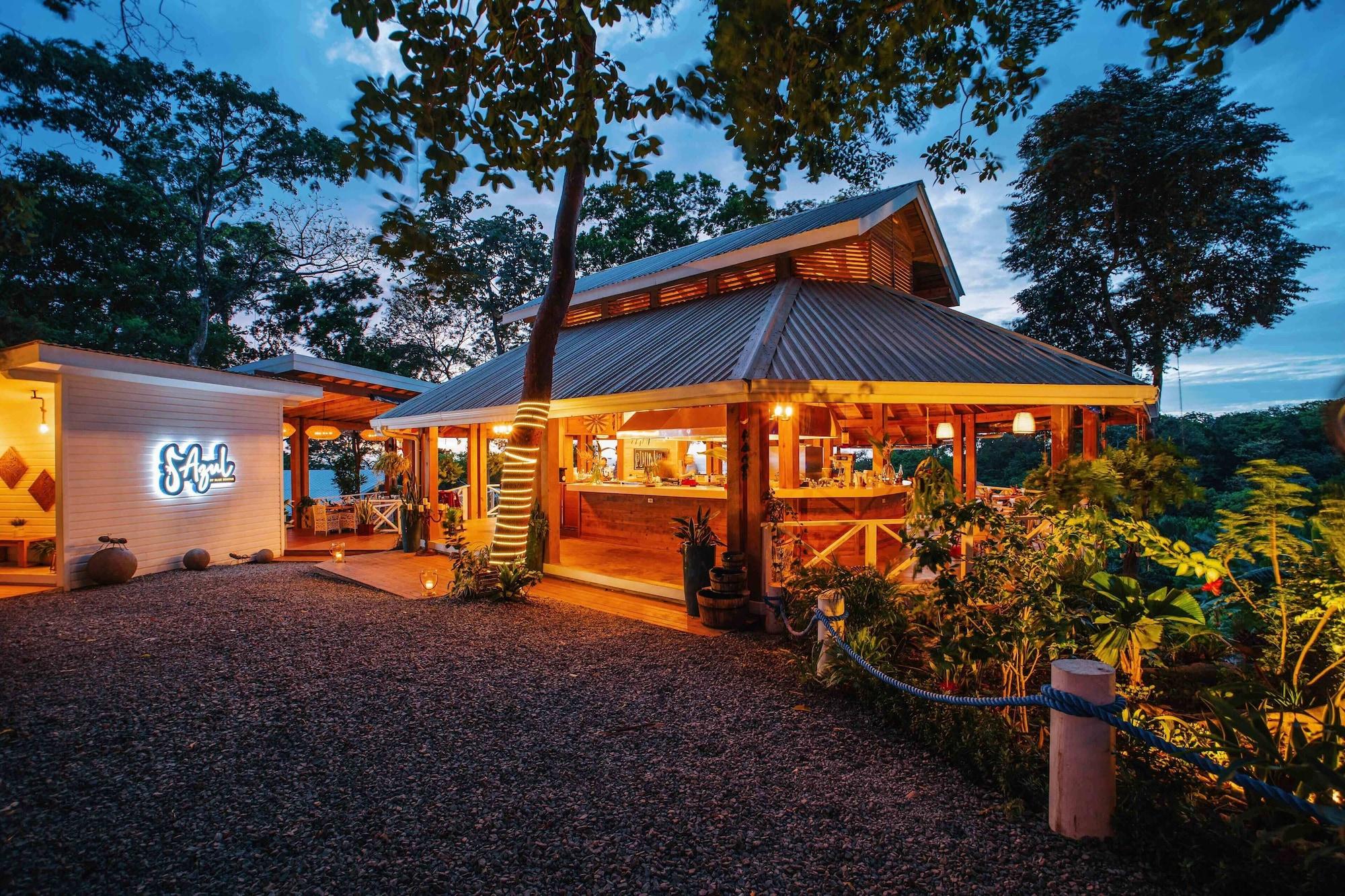 Restaurant Blue Roatan Resort