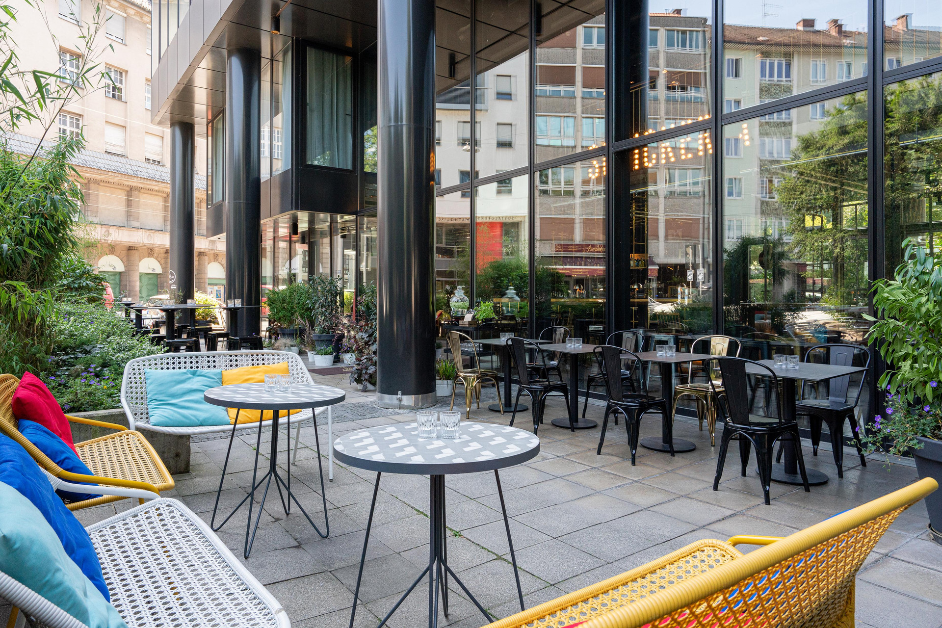Varios Ruby Lilly Hotel Munich