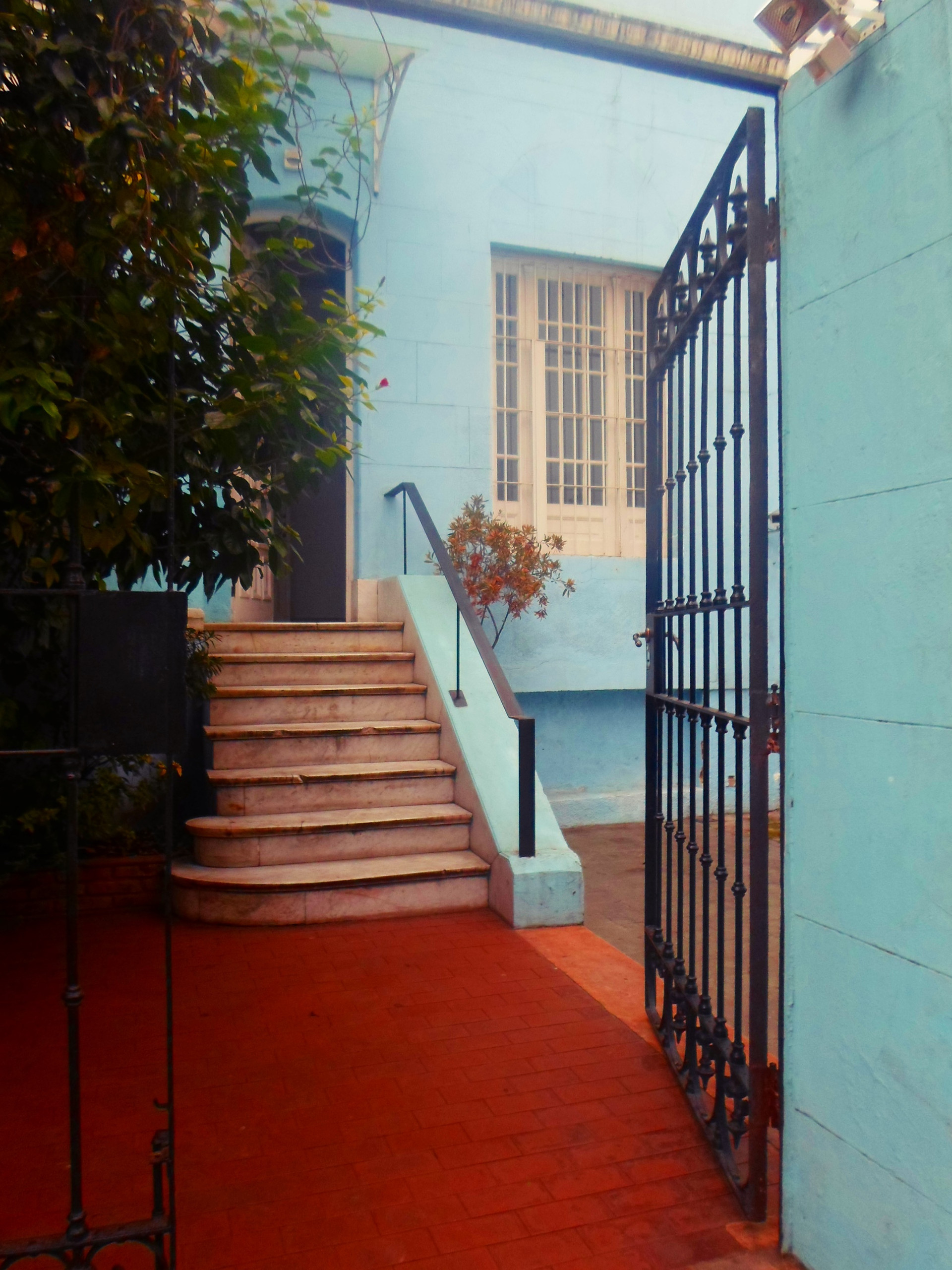 Vista Exterior Casa Sol y Sombra