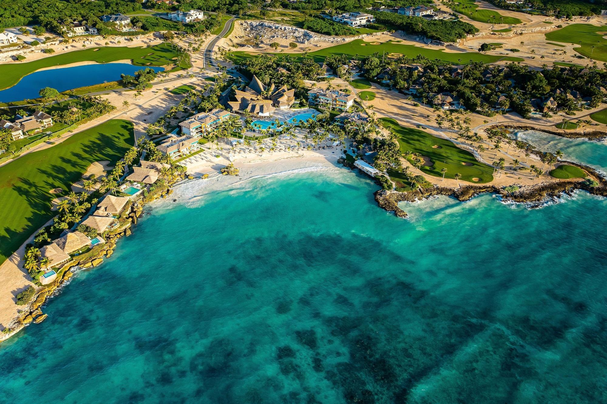 Vista Exterior Eden Roc Cap Cana
