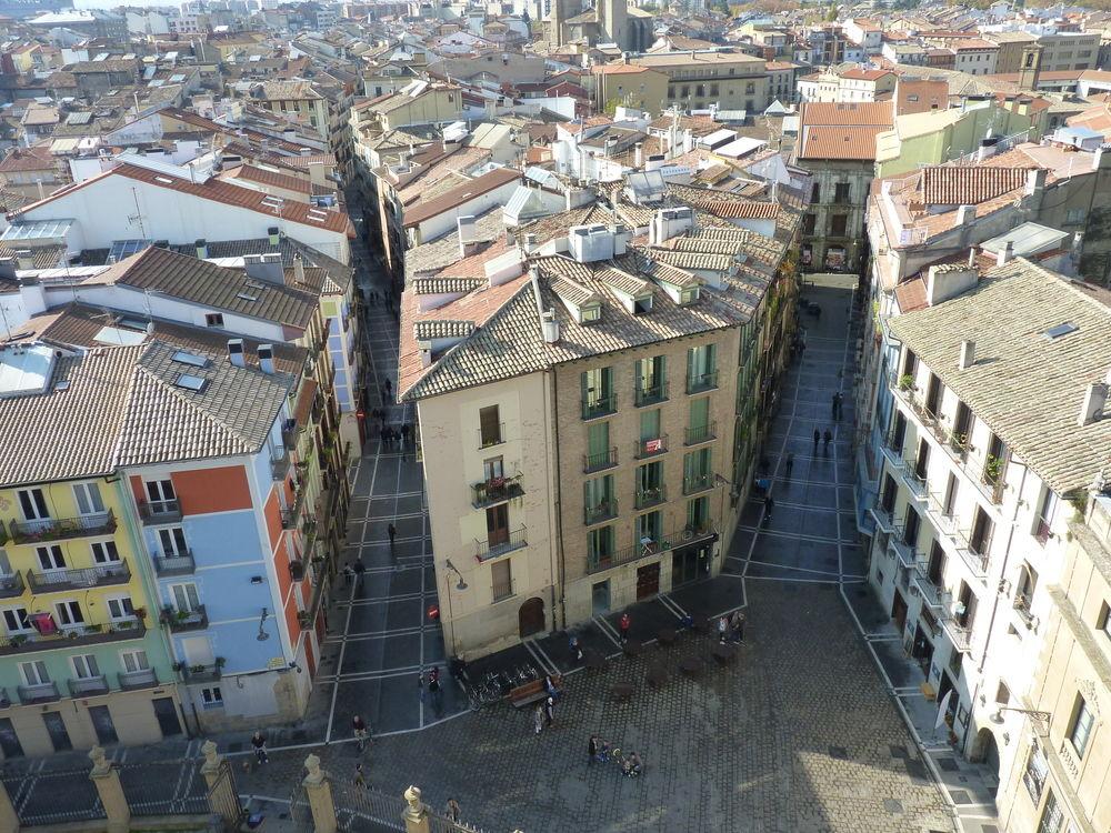 Vista Exterior Albergue Plaza Catedral - Hostel
