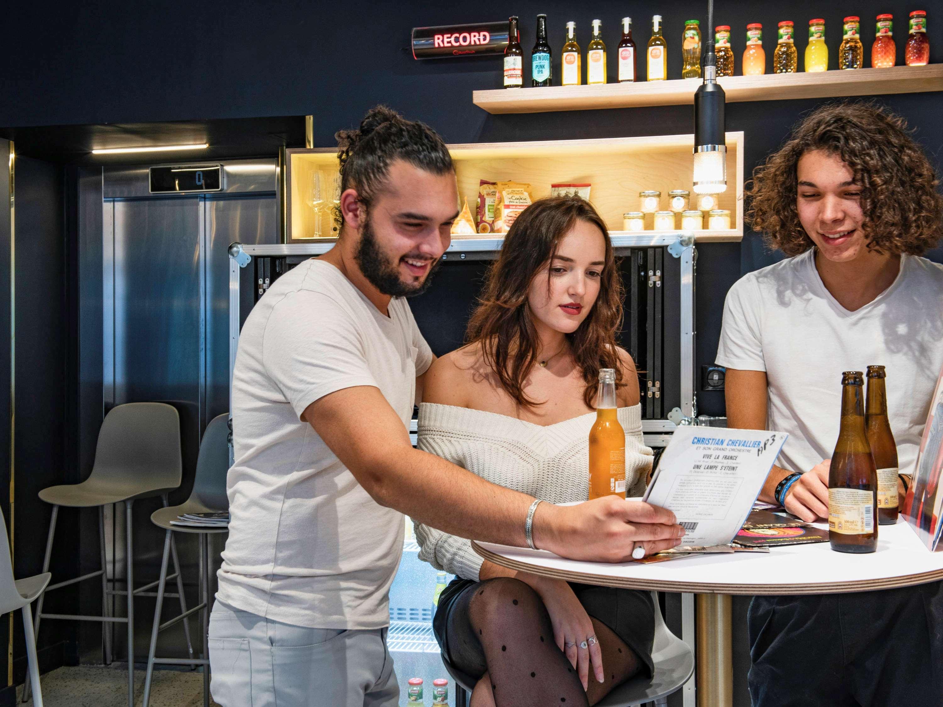 Bar/Salón Ibis Styles Paris Opéra Lafayette