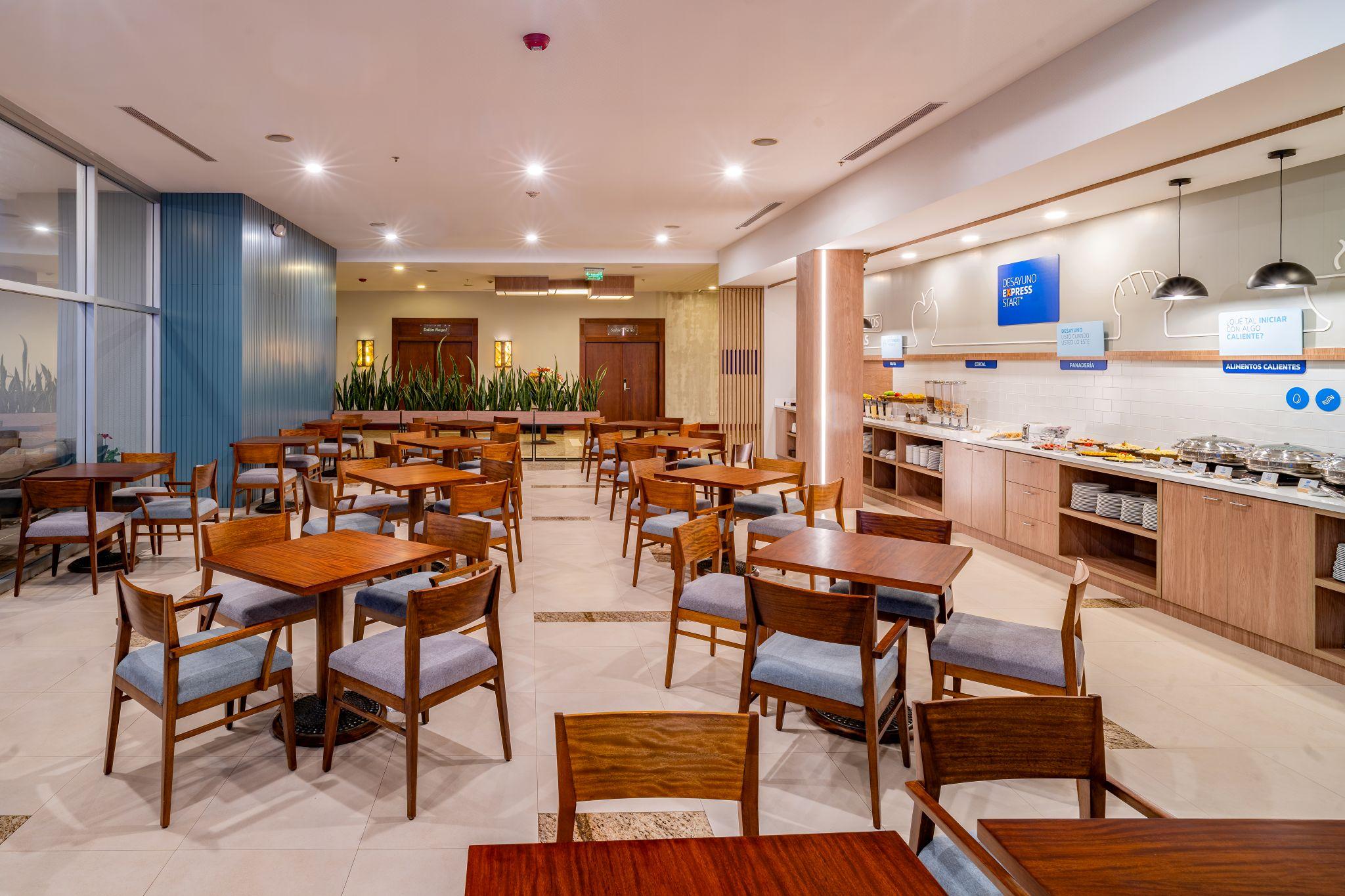 Restaurant Holiday Inn Express Quito by IHG