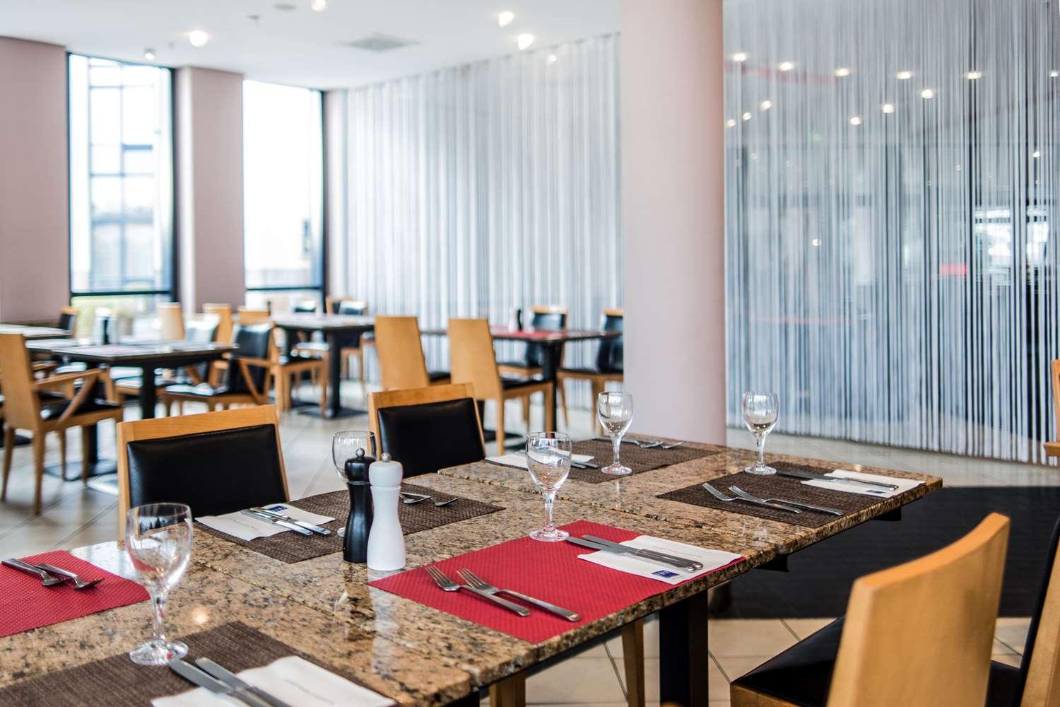 Restaurant FOUR Ratingen Dusseldorf Airport