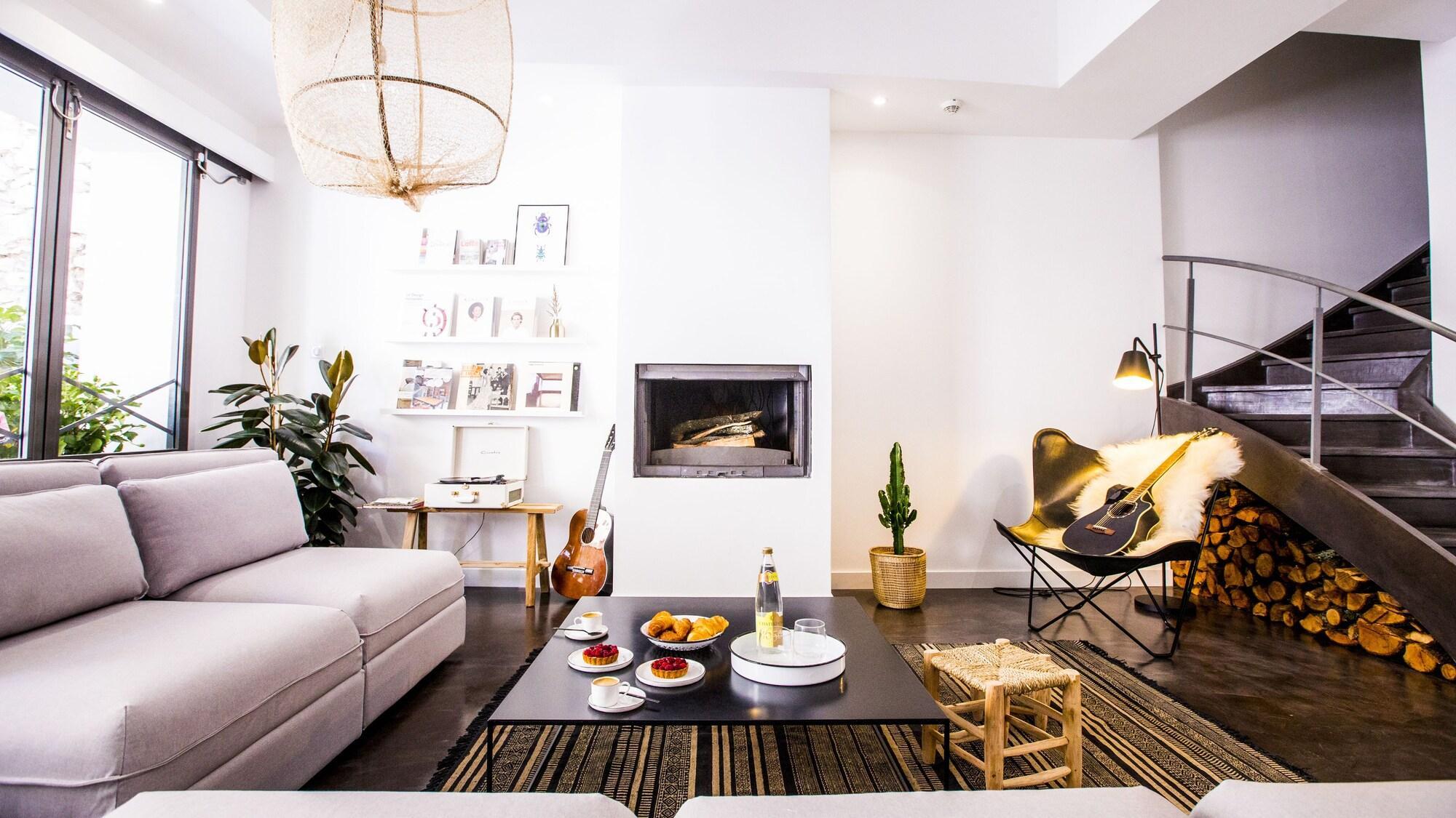 Bar/Salón Antichambre