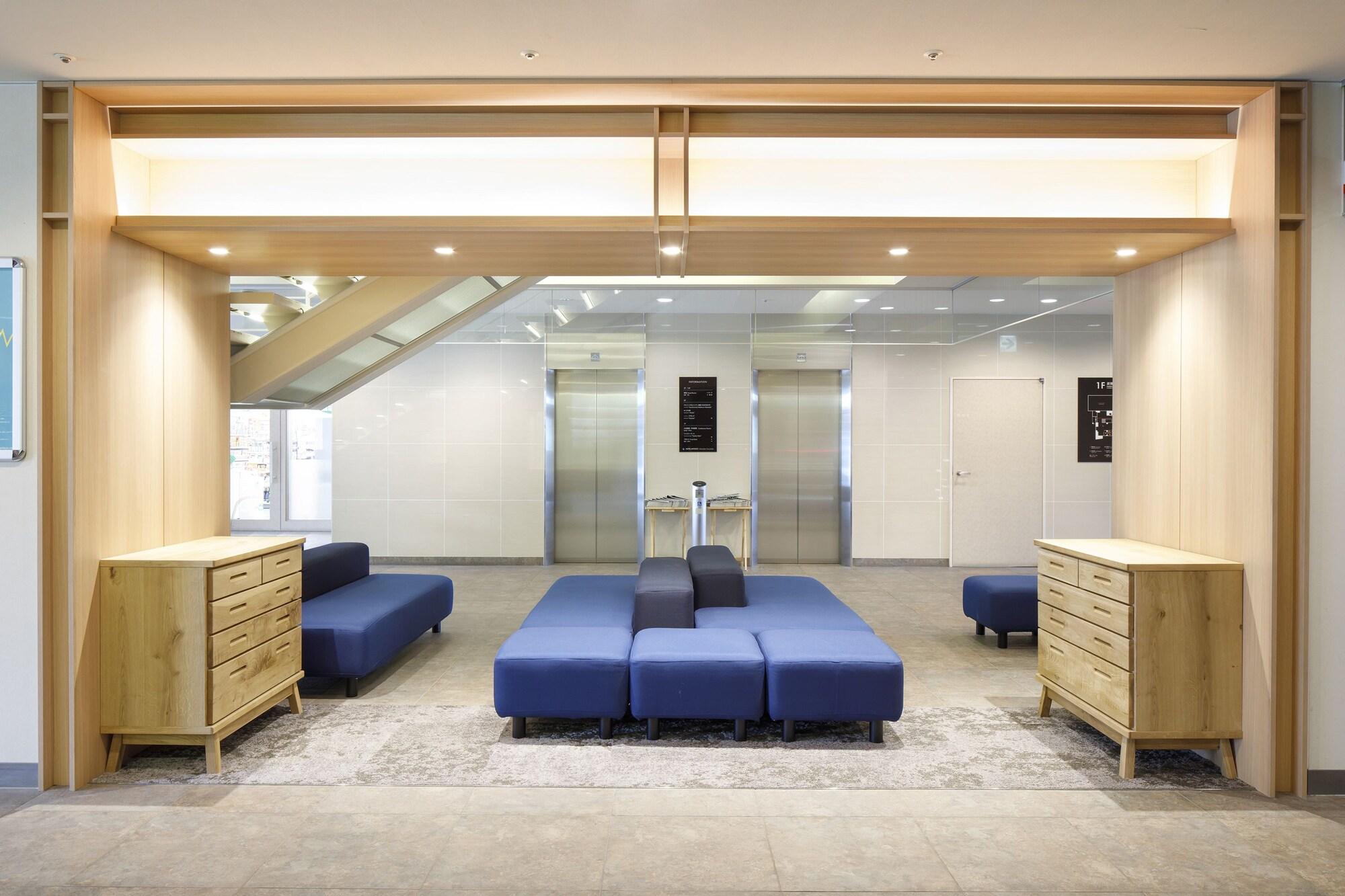 Vista Lobby HOTEL MYSTAYS Hakodate Goryokaku