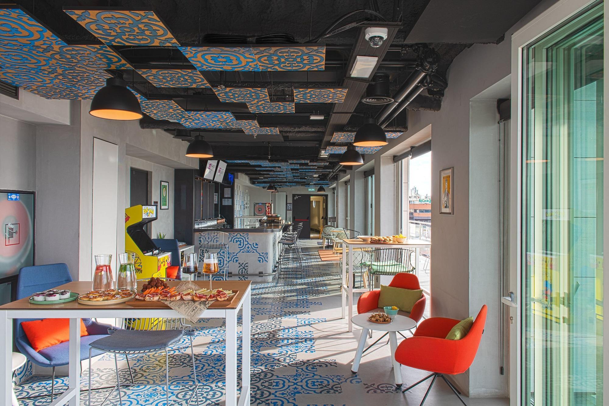 Restaurant Aloft by Marriott Madrid Gran Via