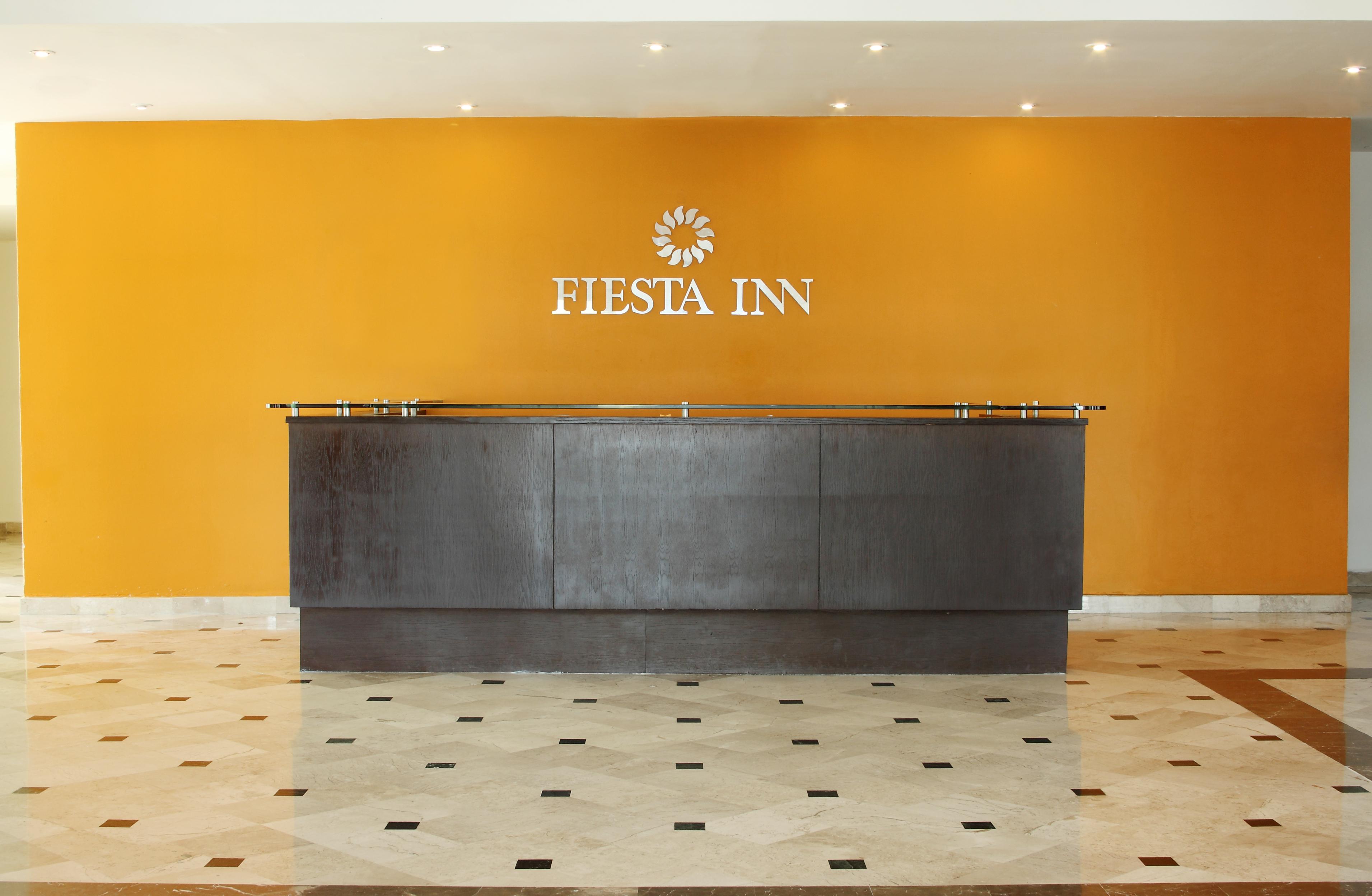 Vista Lobby Fiesta Inn Express Nuevo Laredo